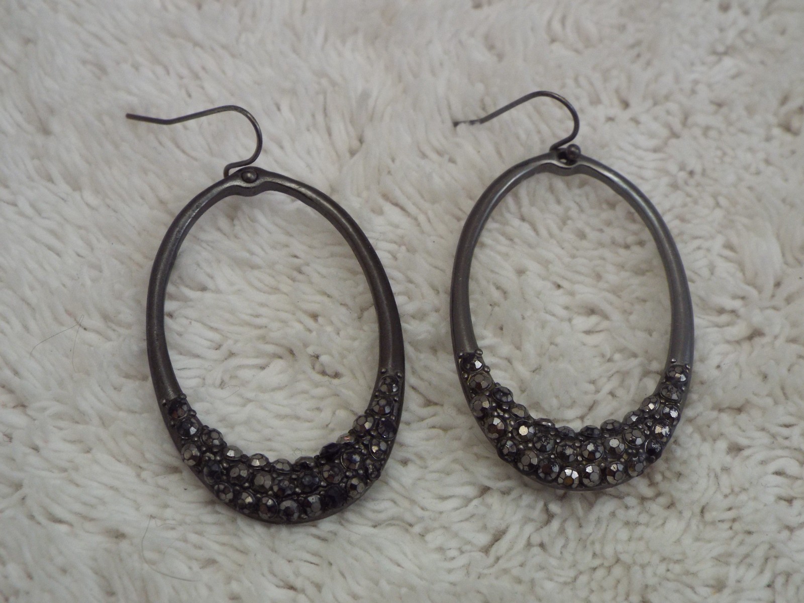 Gunmetal Hoop Pierced Earrings (G28)