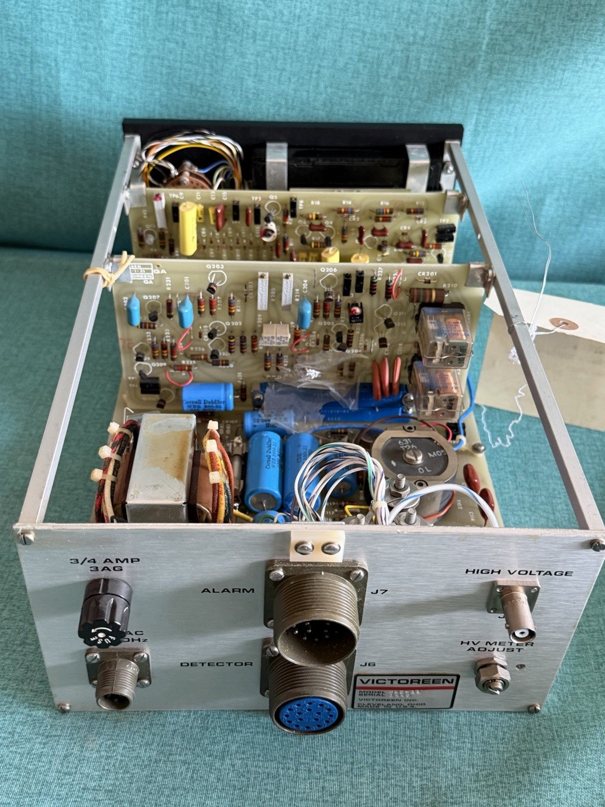 Victoreen 842-11 Log Ratemeter