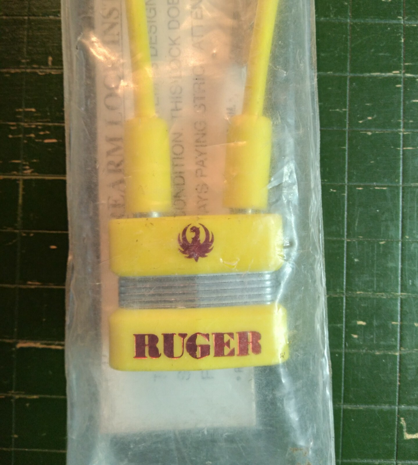 Ruger Cable Safety Gun Lock, Yellow New in Package with keys