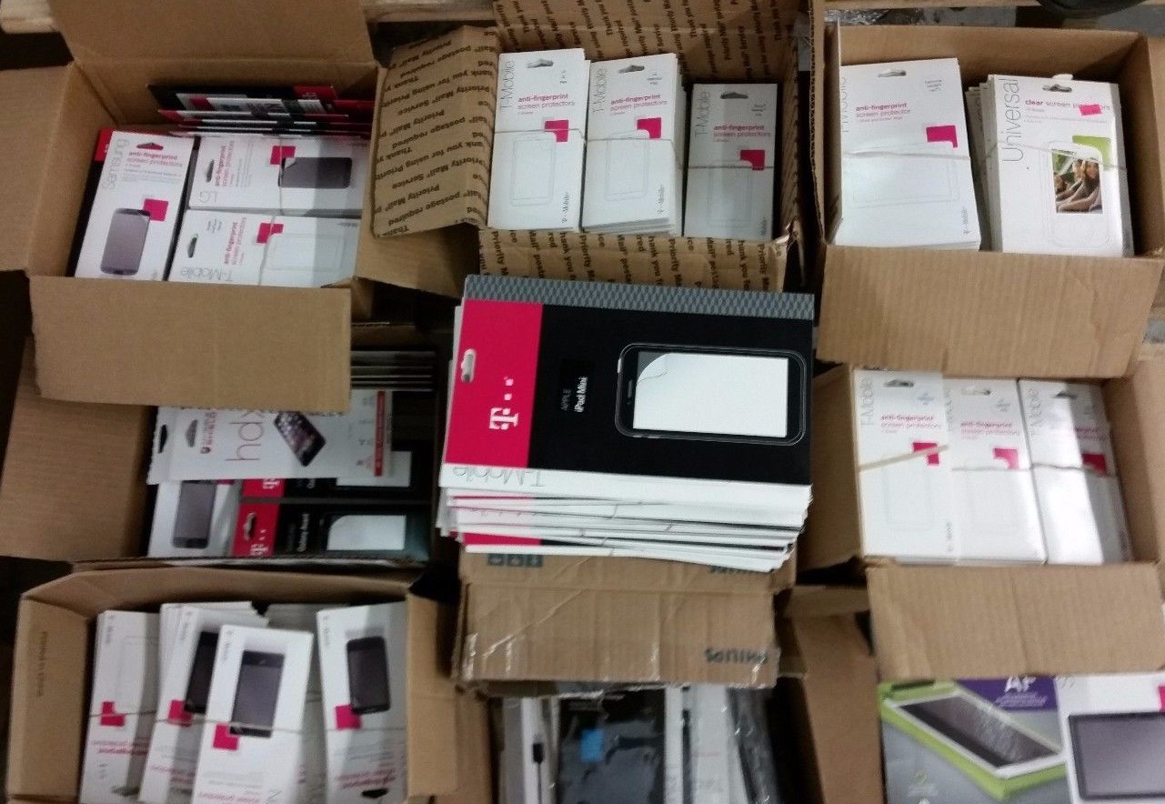 Brand New Screen Protectors - Assorted, WHOLESALE Lot of 1000 - Free Shipping