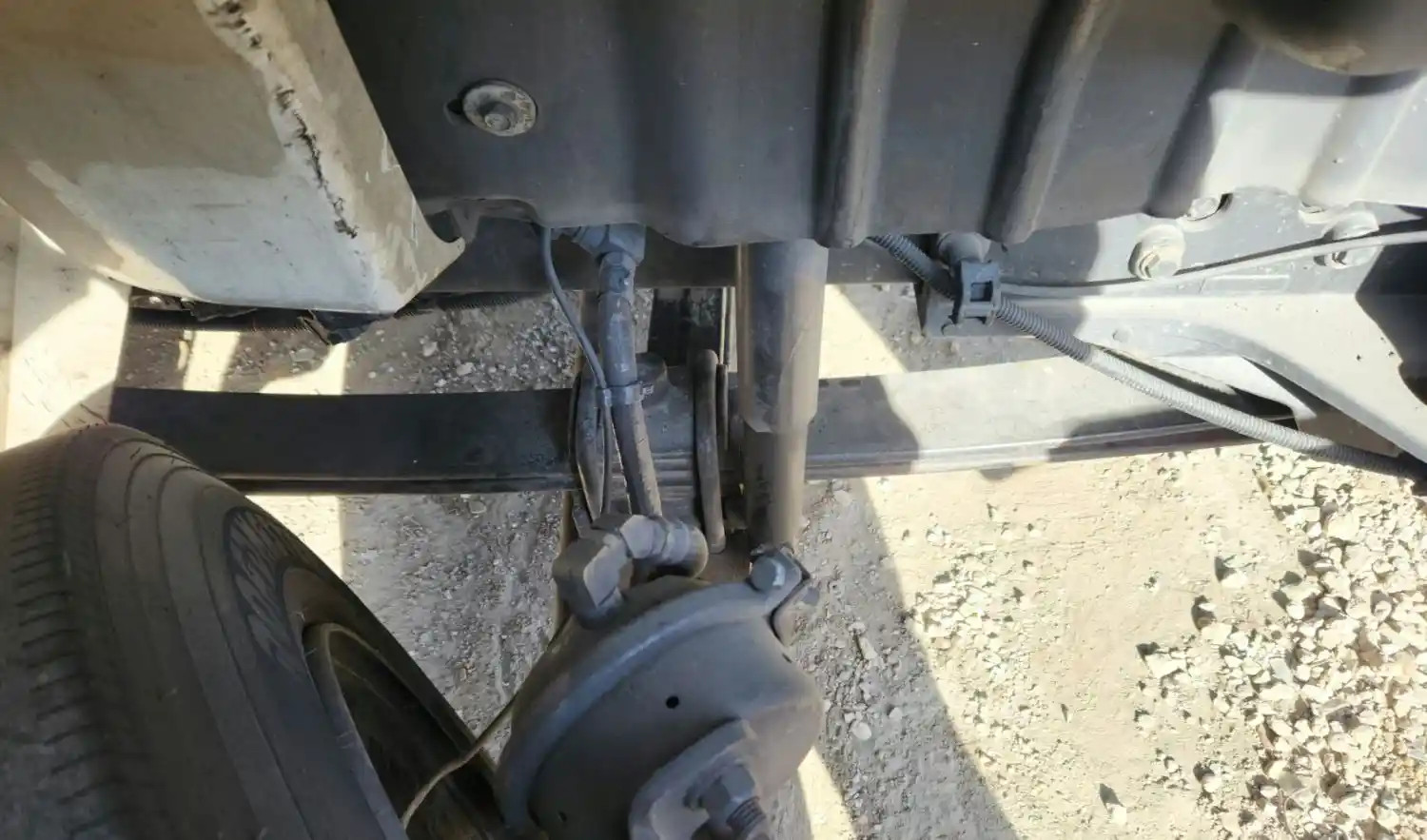 (Used) 2018 International DuraStar 4300, FRONT LEAF SPRINGS Front Leaf & Springs
