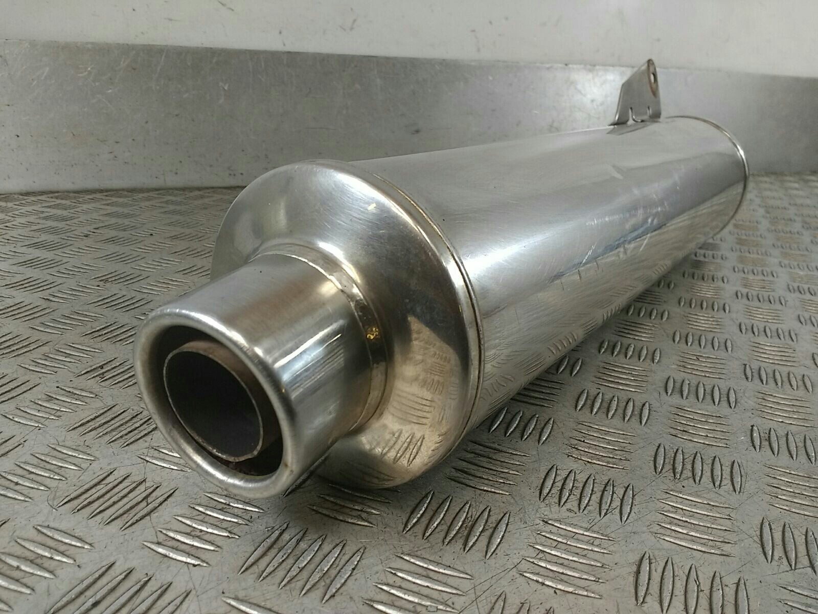 2003 TRIUMPH SPRINT ST 955I EXHAUST TAIL PIPE
