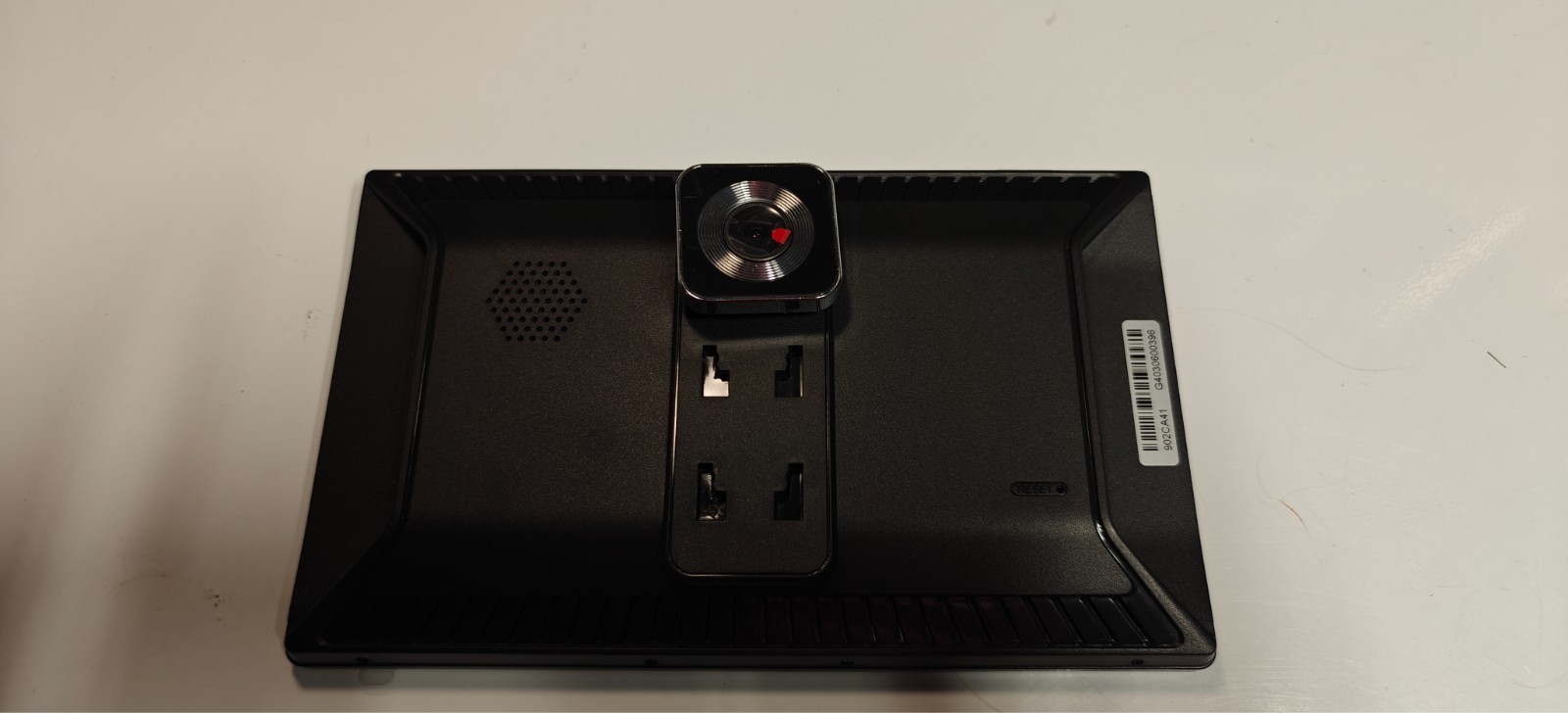 LAVIAY Touch Smart Screen 9" & Dash Cam (Apple Carplay & Android Auto)