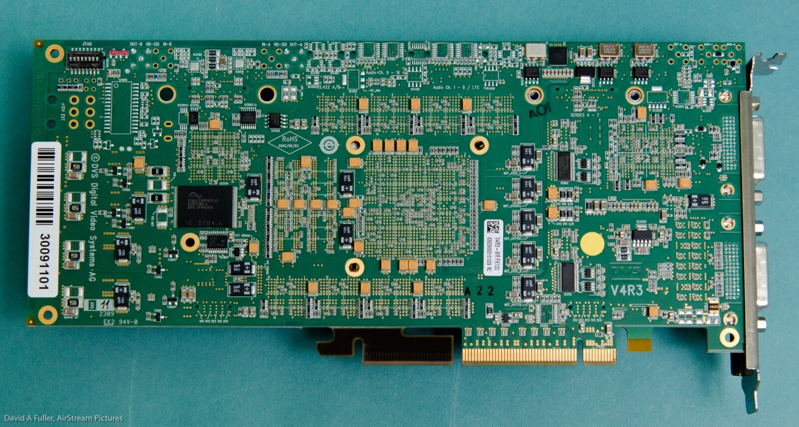 Red Rocket video accelerator PCI card with SDI outputs