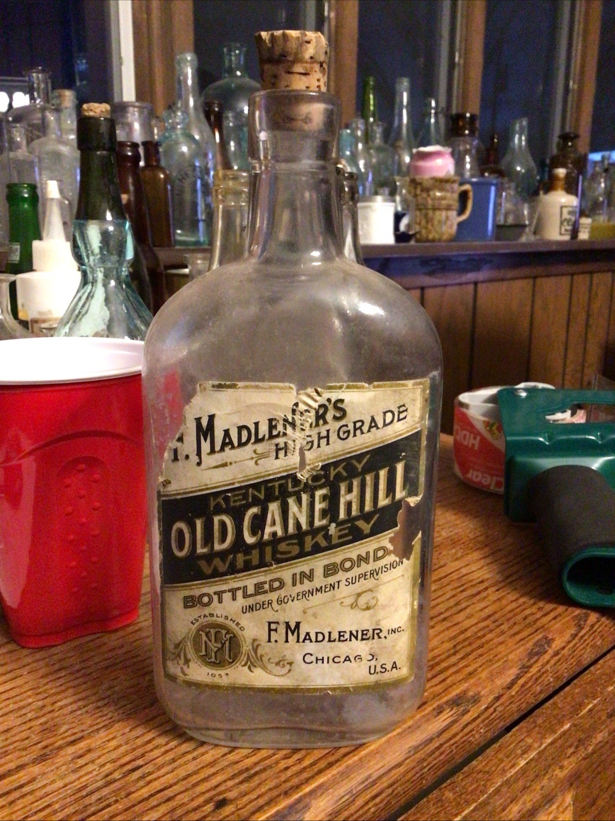 Pint Pre Pro Whiskey Bottle F Madlener Chicago Illinois IL ILL. old Cane Hill.