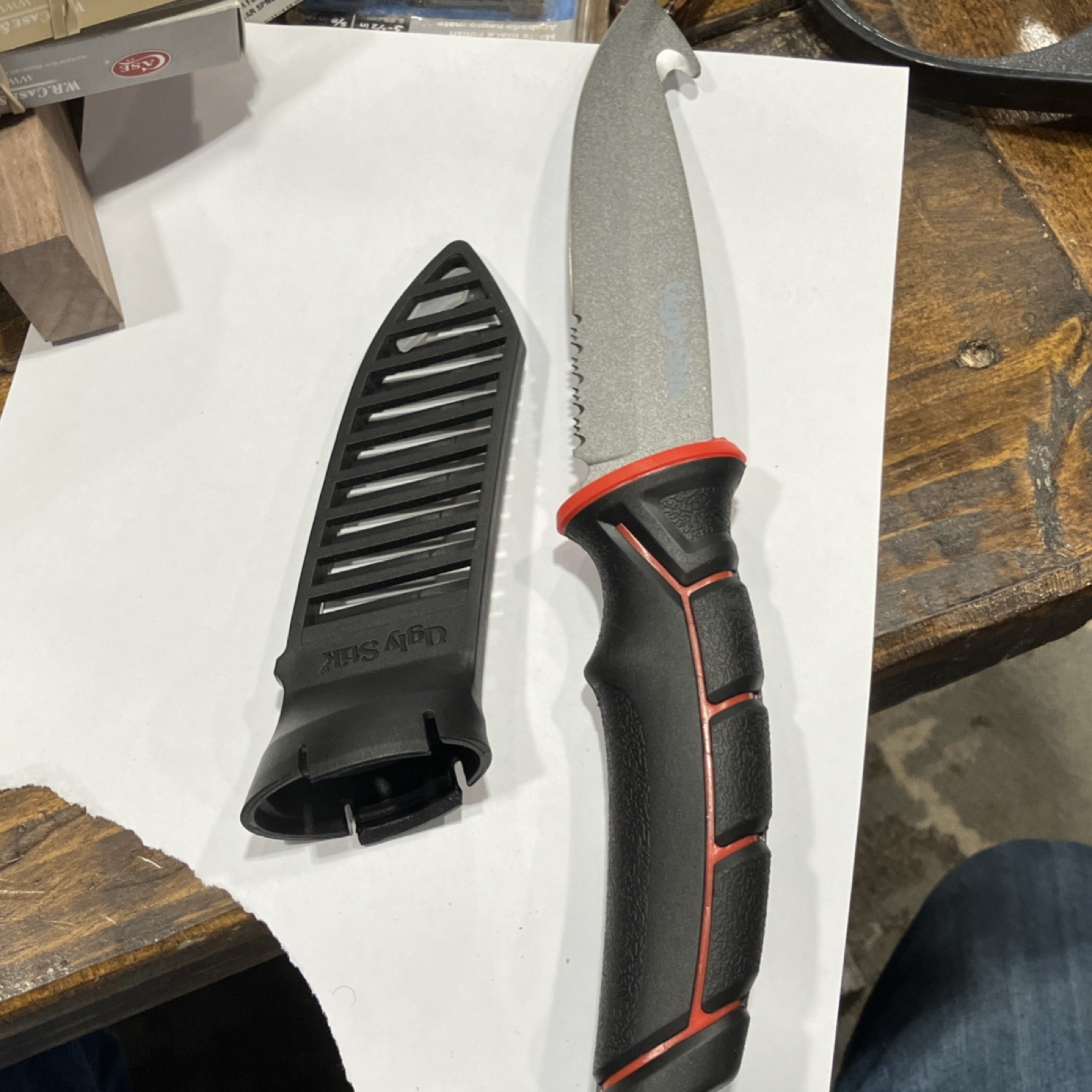 Ugly Stik Fixed Blade Fillet Knife Serrated Edge Sheath Included Black Red Gray