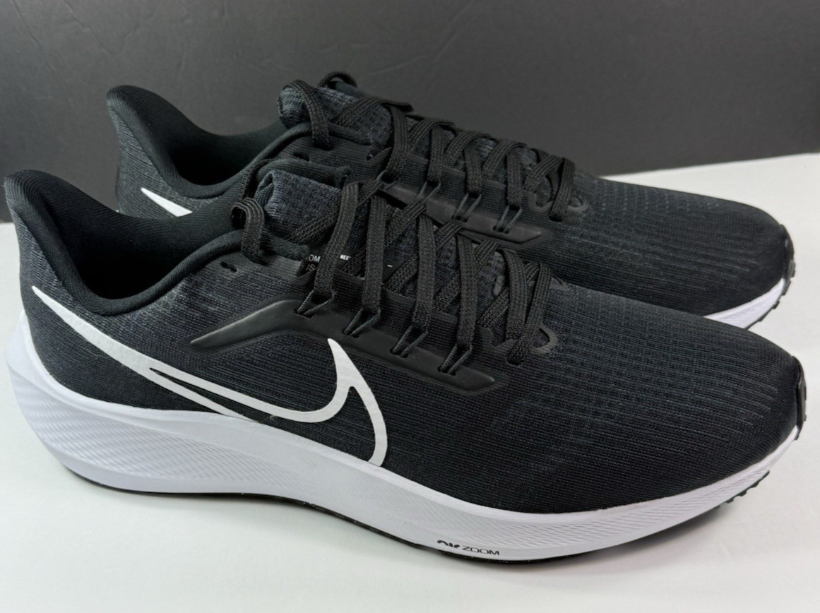 Nike Air Zoom Pegasus 39 / Black Dark Smoke Gray - DH4071-001 Reg Price $125