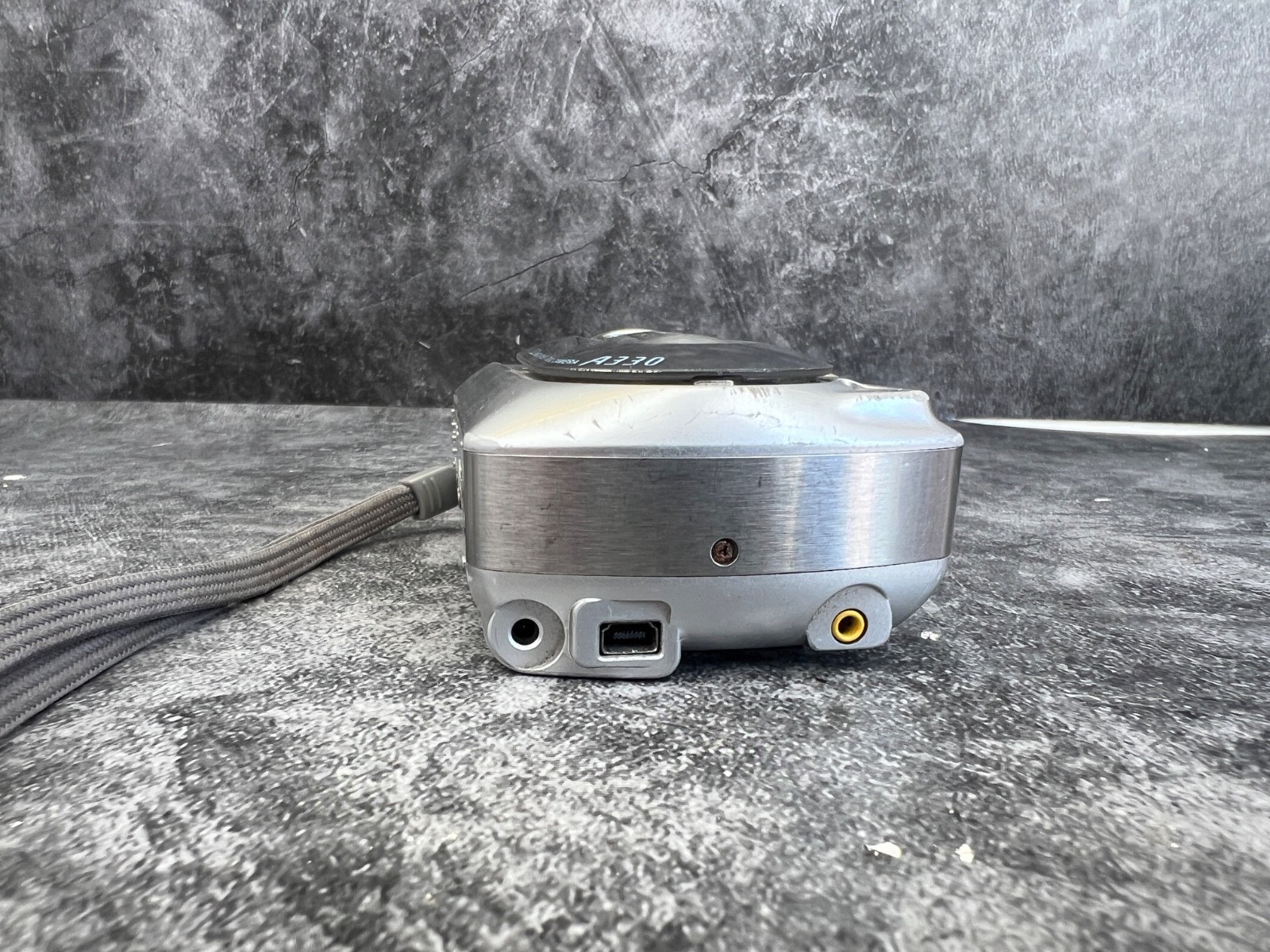 Fujifilm Digital Camera FinePix A330 3.2MP Silver Retro 2000s digicam