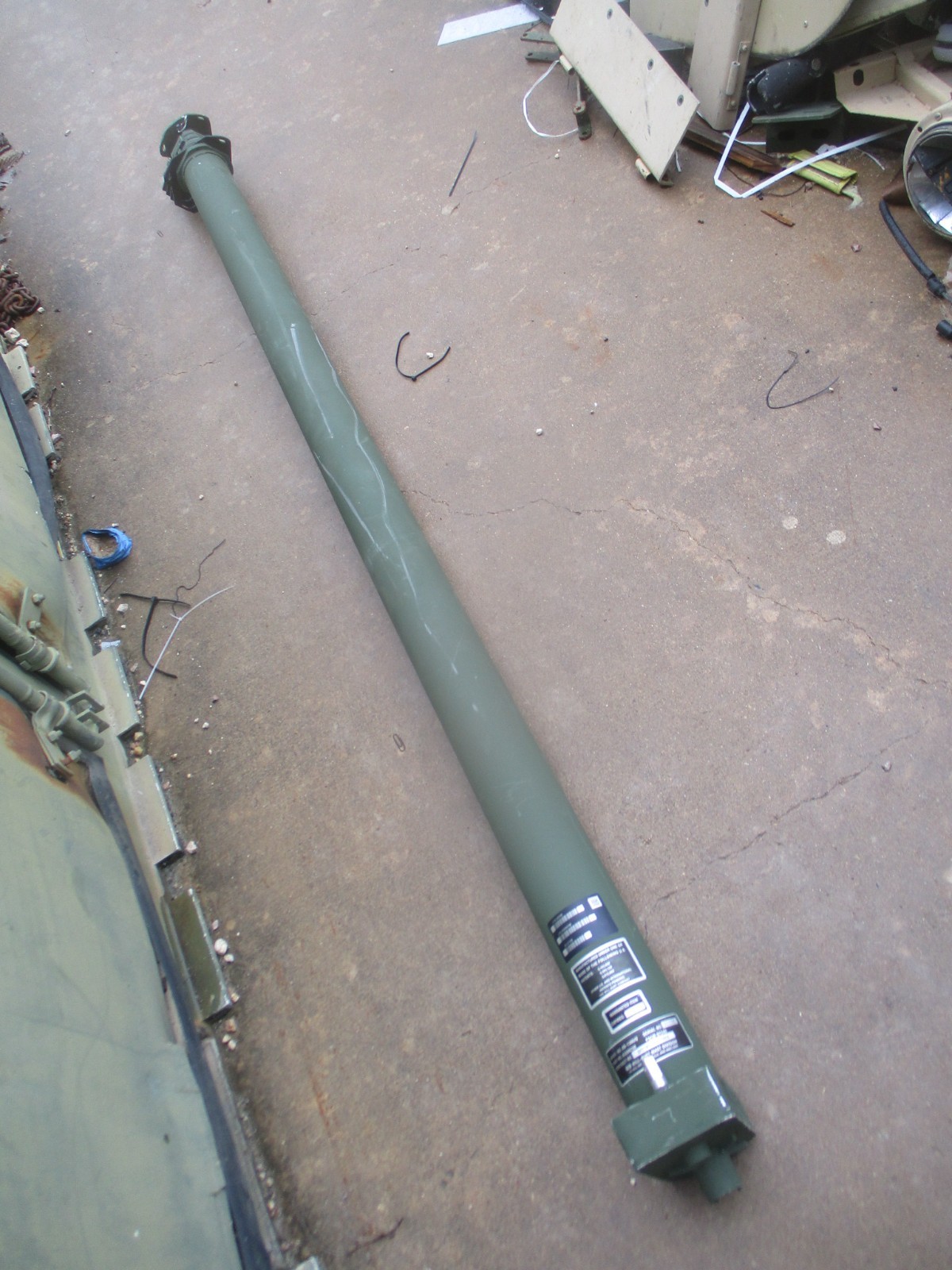 NOS Will-Burt 10M Telescoping Antenna Mast AB-1386/U, Light Scuffs