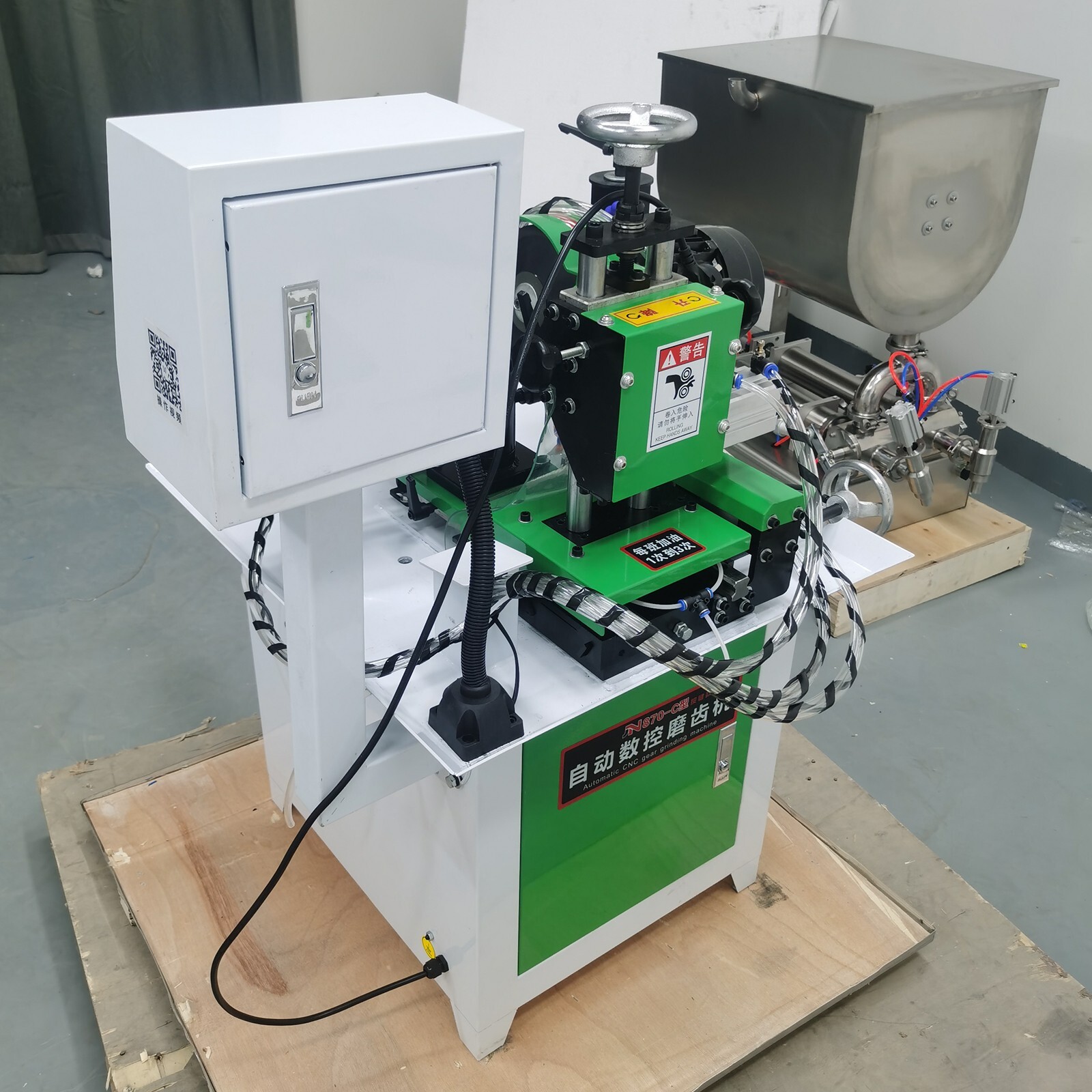​​Automatic Circular Saw Blade Grinder Sharpener Gear Grinding Machine CNC 220V