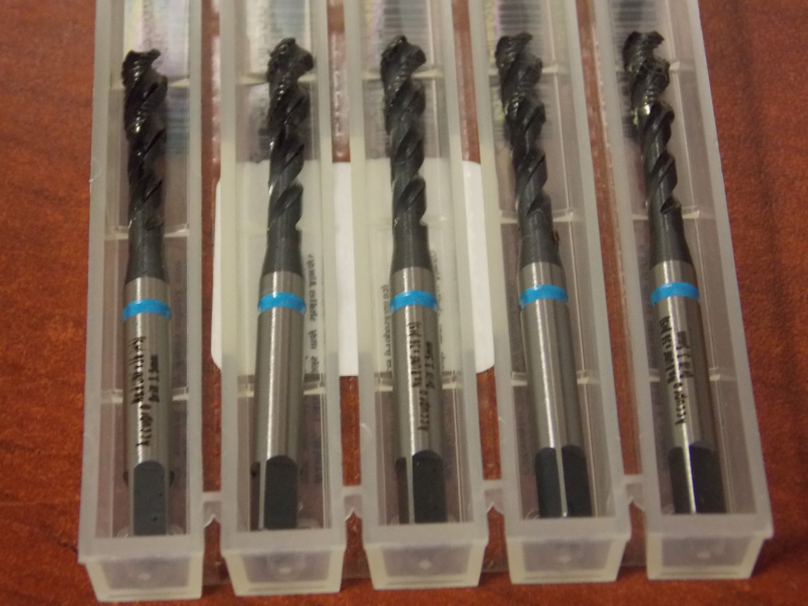 Accupro 92009972 #8-36 UNF 3 Flute Vanadium HSS Modified Bottom Taps