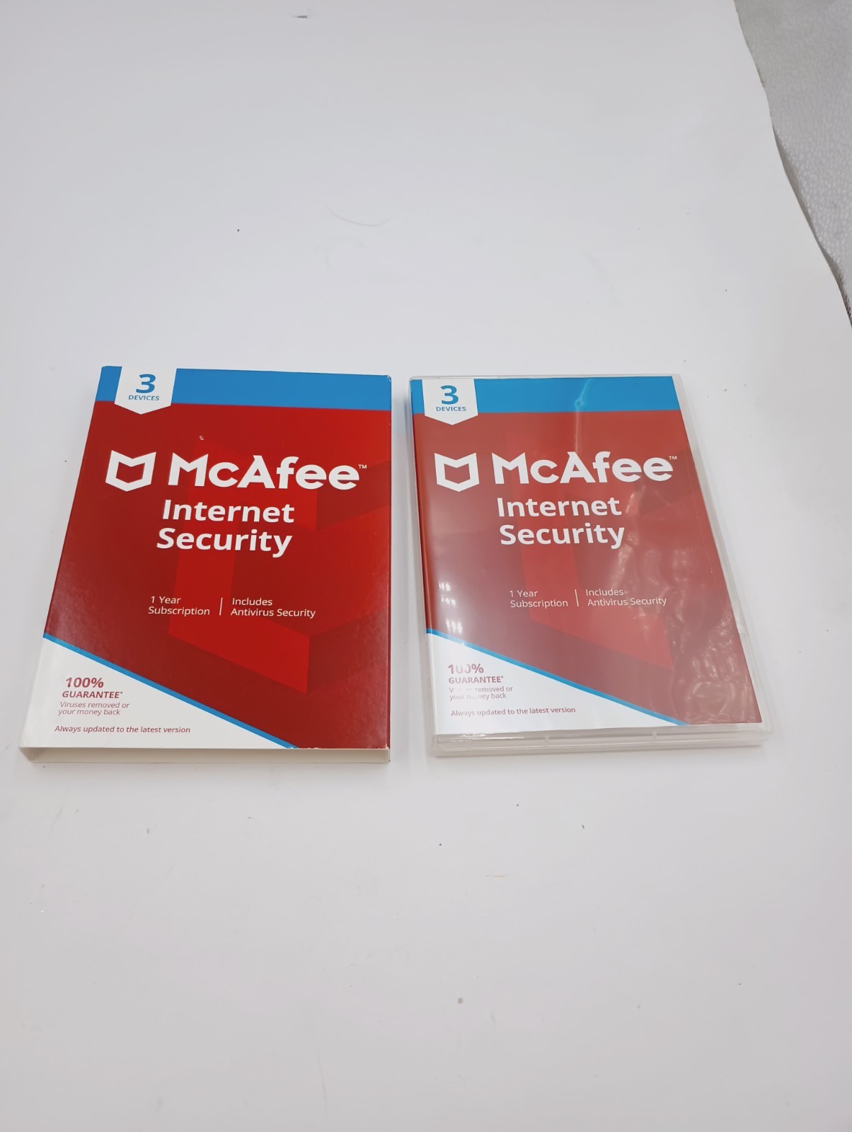 NEW MCAFEE INTERNET SECURITY 3 DEVICE ANTIVIRUS SOFTWARE 1 YEAR MIS00EWM3RAA