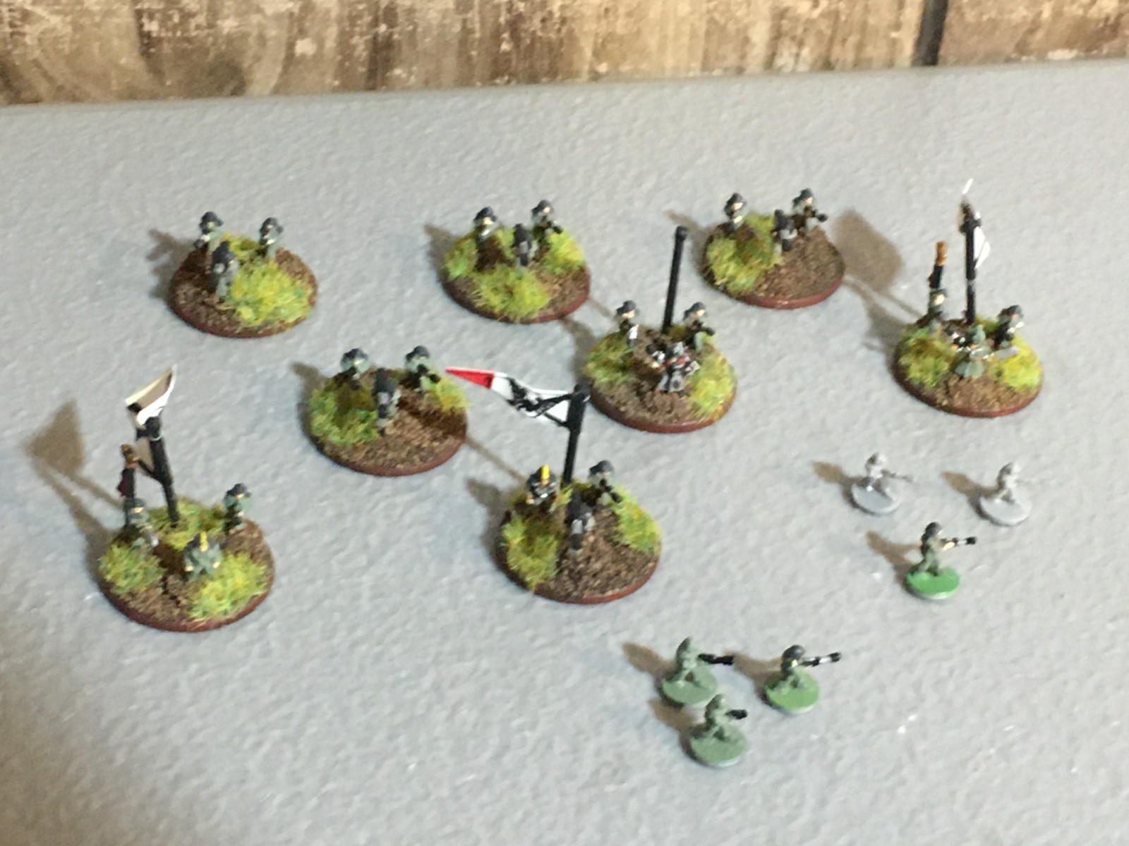 A33467 WARHAMMER EPIC 40K IMPERIAL GUARD IG INFANTRY 30 PC CUSTOM BASES GW