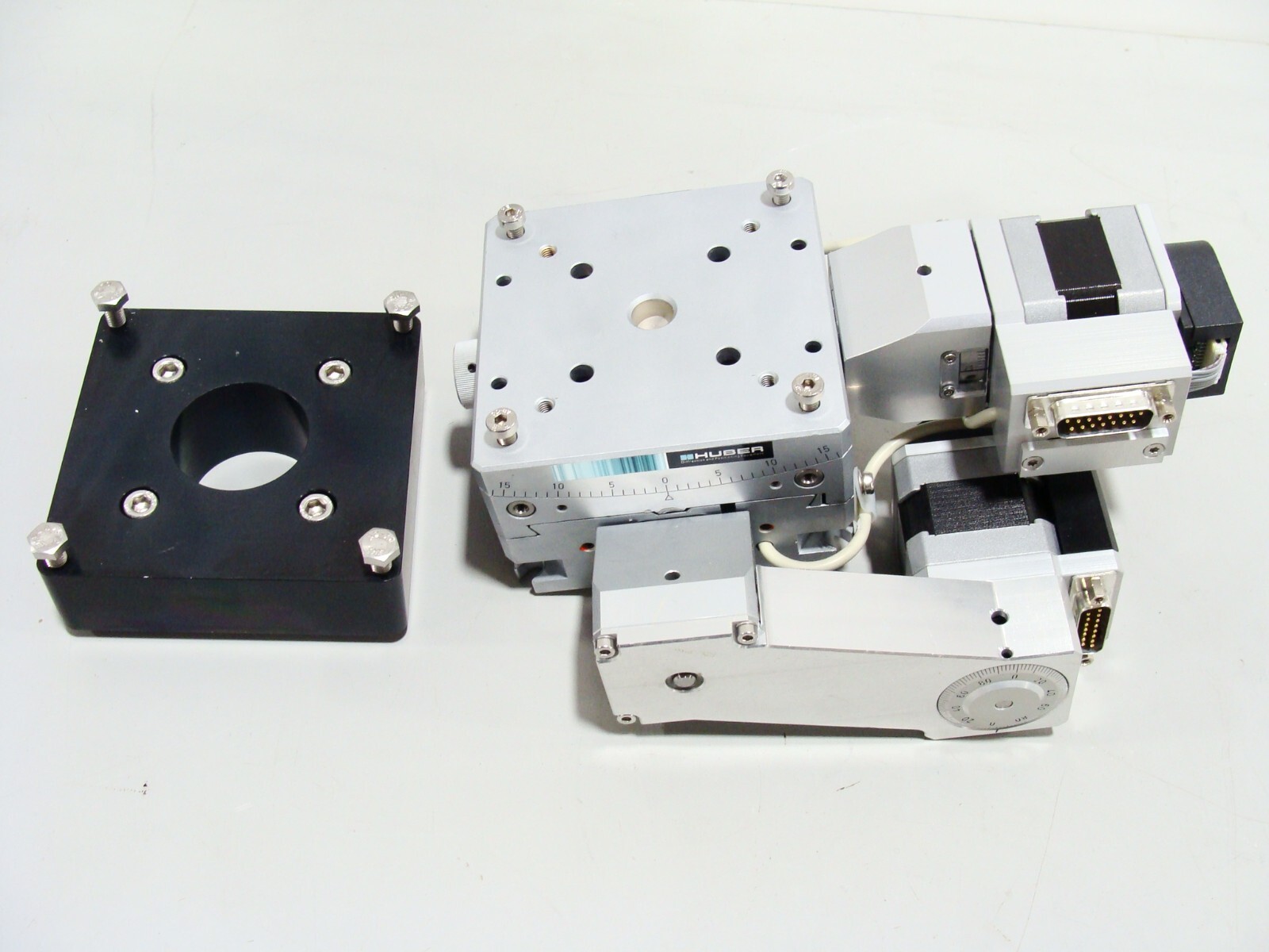 Huber 5203.10 2-Circle Segments Multi Axis Motorized Goniometer Rotation Stage