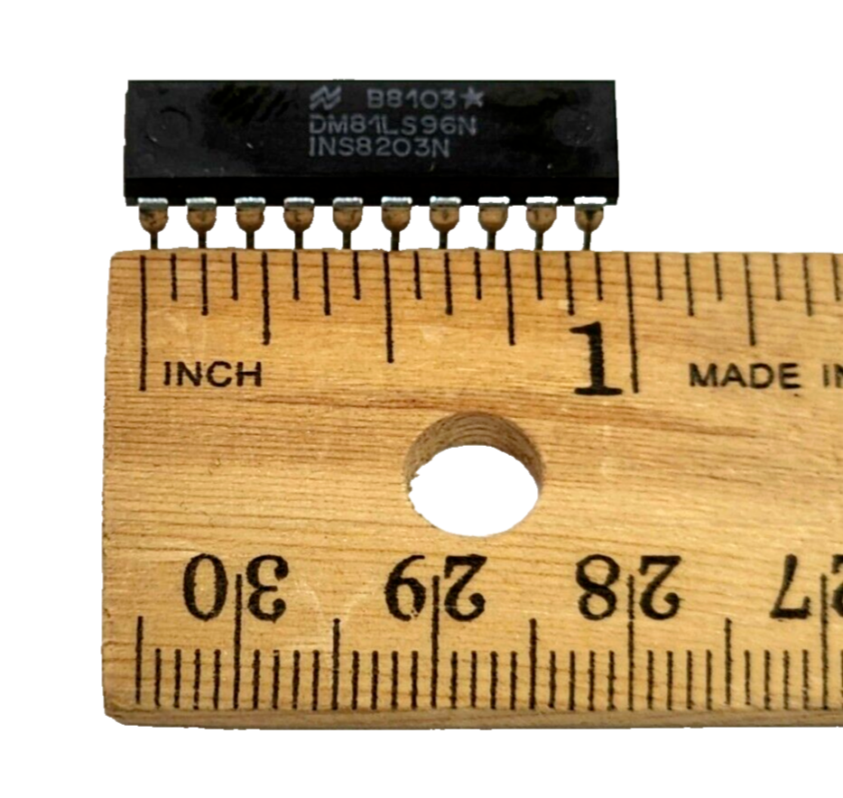 (2x) National DM81LS96N - IC Buffer/Driver - Octal Driver - 8 BIT - DIP20