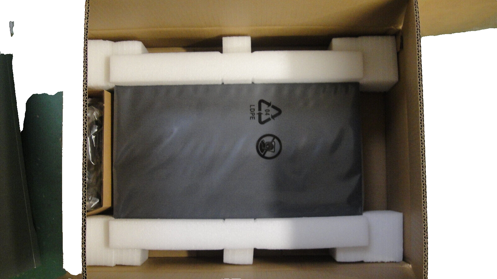 Edge-Core ECS4100-52P Ethernet Switch Brand New