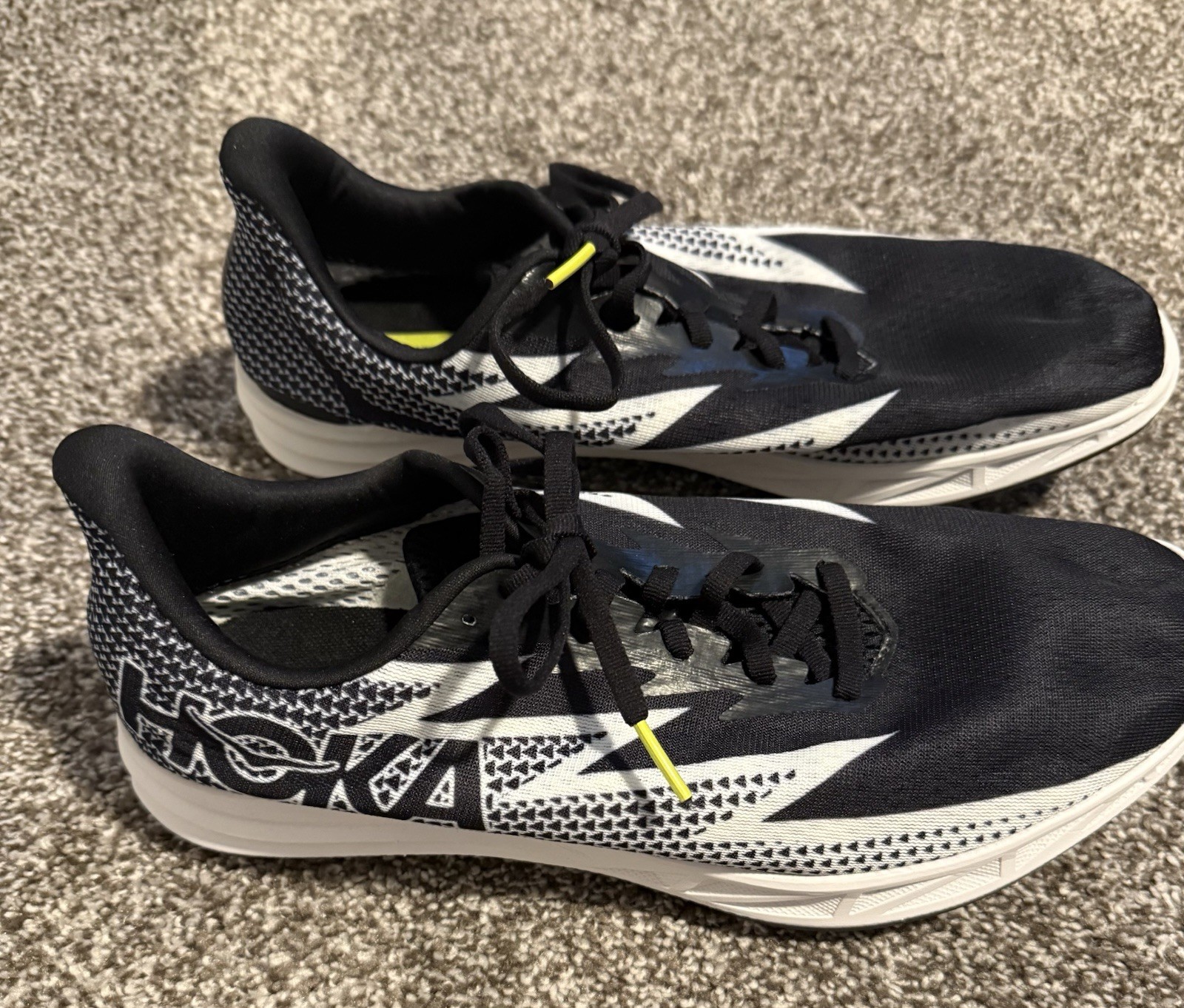 Hoka Crescendo MD Track Spikes Size W12 M10.5 Running Shoes Black