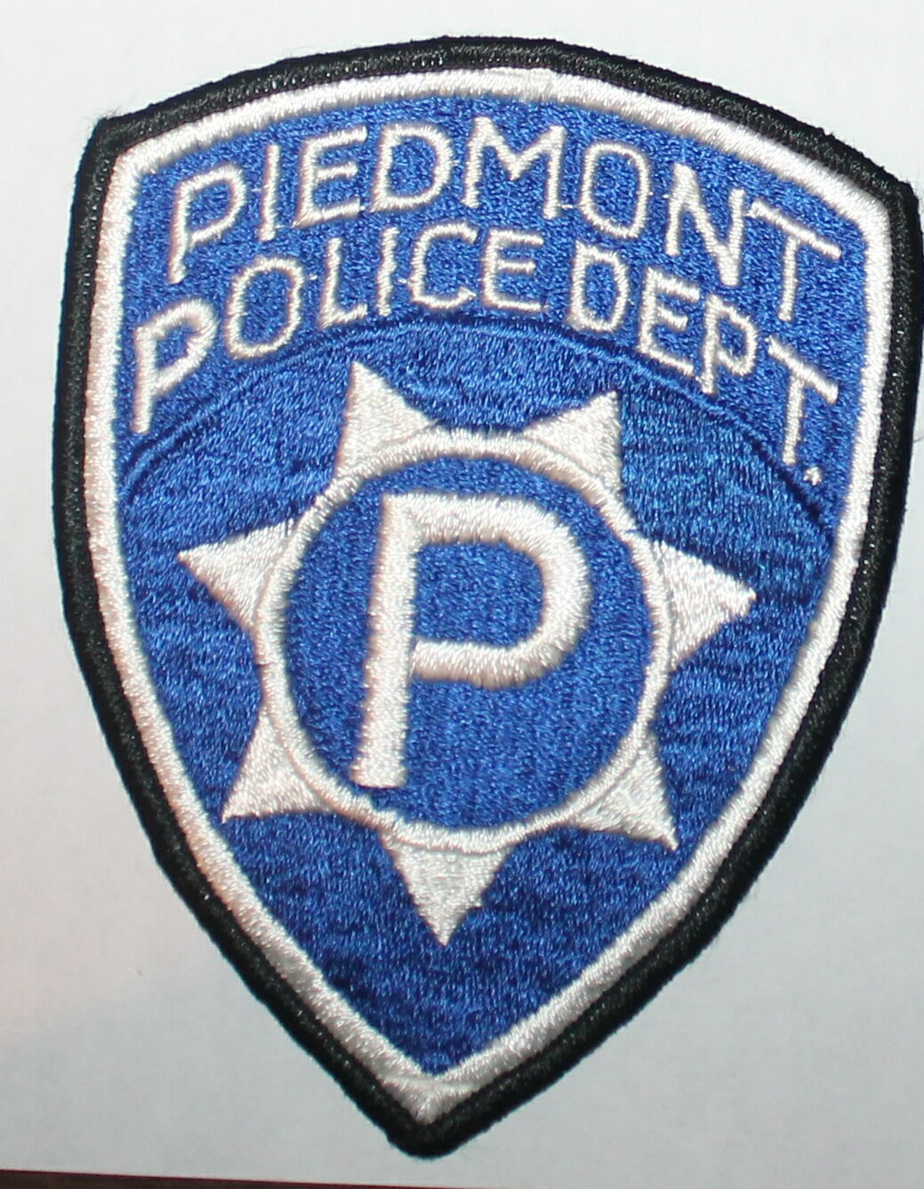 Older PIEDMONT POLICE Alameda County California CA PD patch