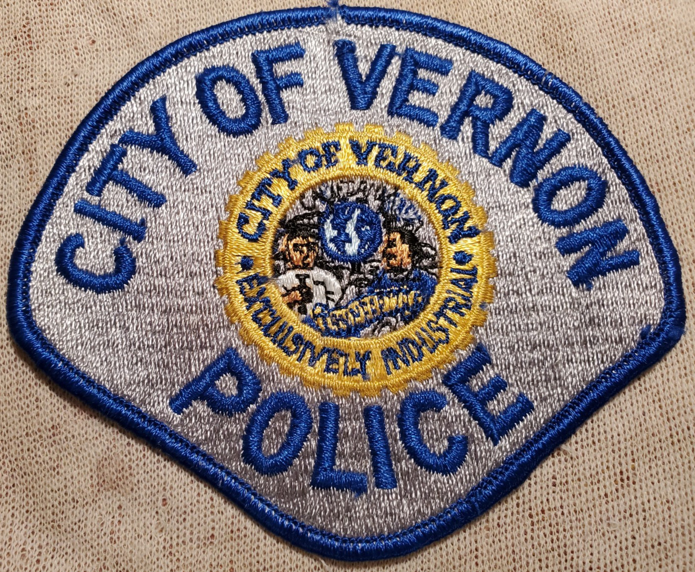 CA Vintage City of Vernon California Police Shoulder Patch
