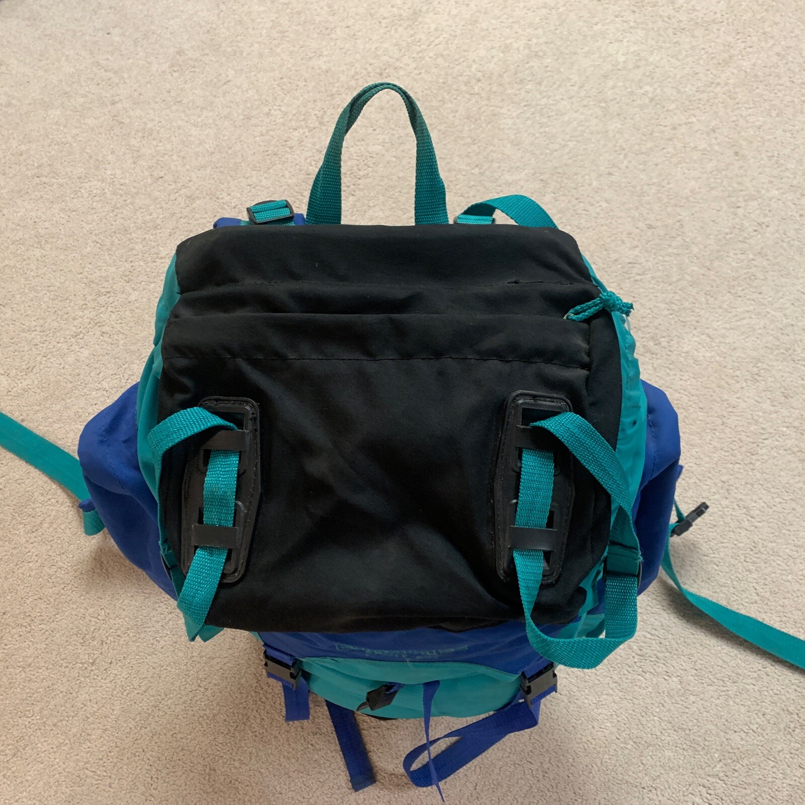 Eurohike Eagle 601 Internal Frame Hiking Backpack Rucksack Blue, Black, & Green