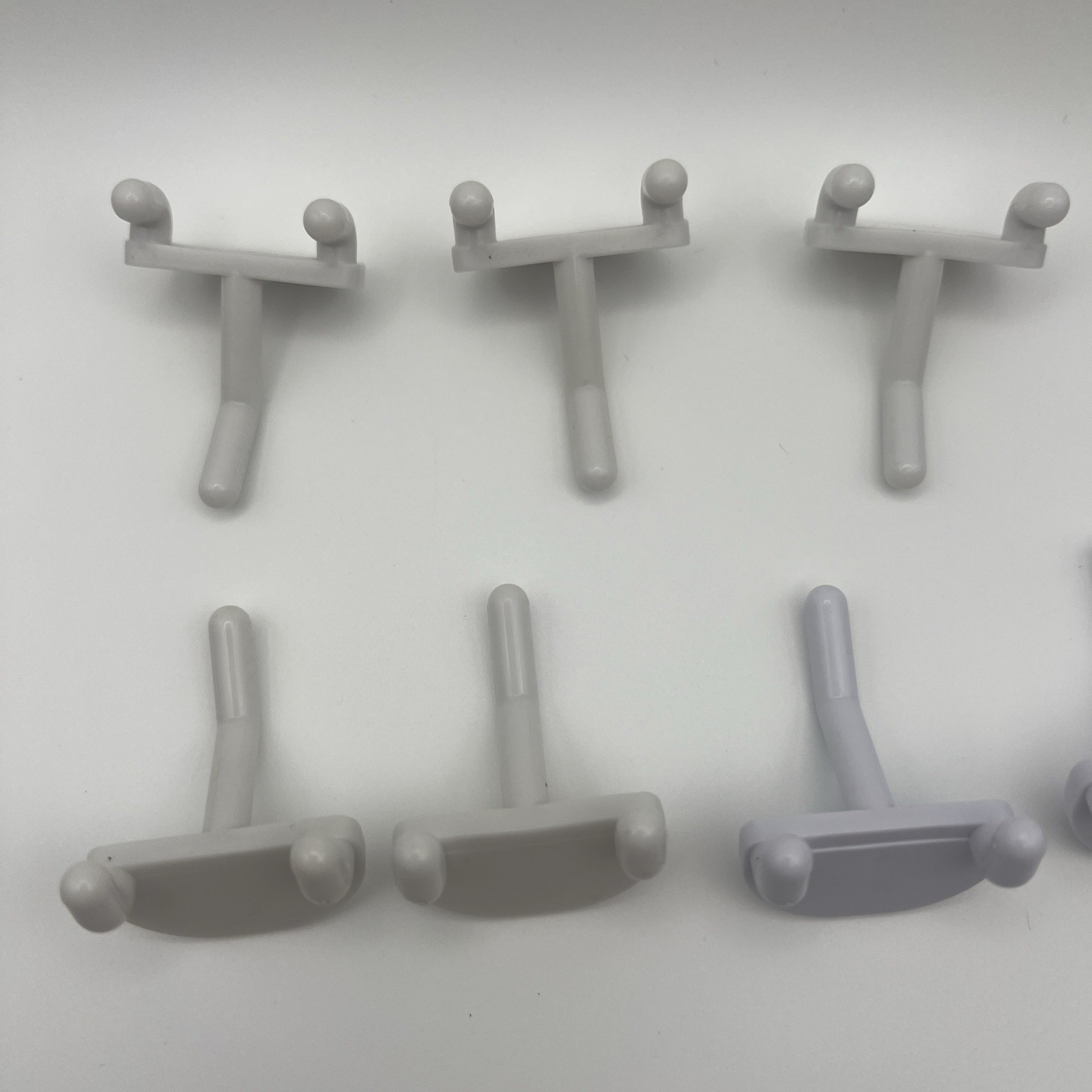 Jot small Plastic Pegboard Hooks 7pc