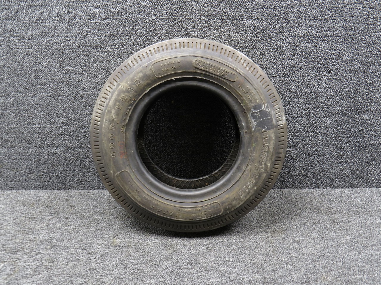 164F43-2 Goodyear Flight Eagle Aircraft Tire 16x4.4