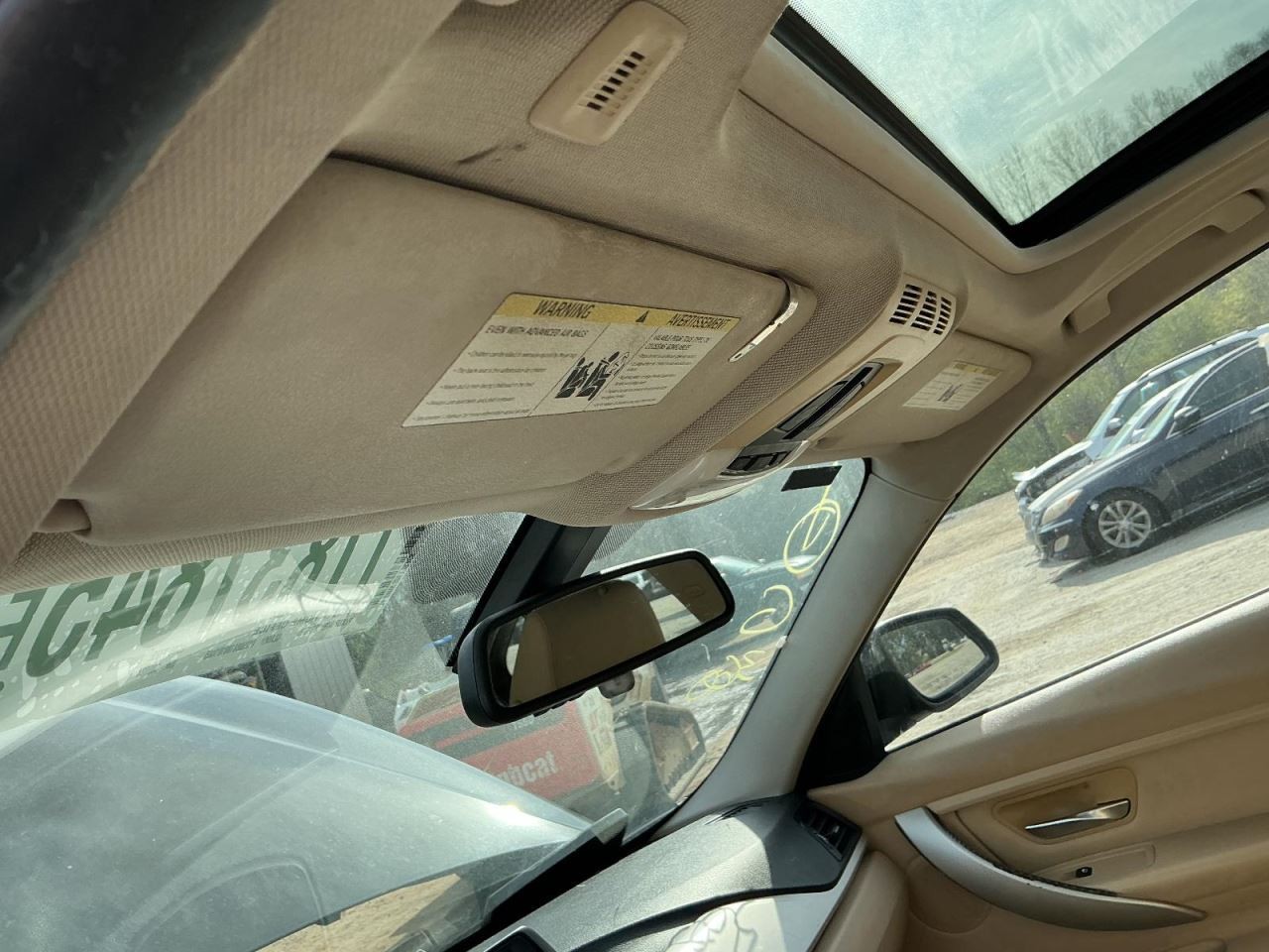 320I 2014 Glove Box 4994309