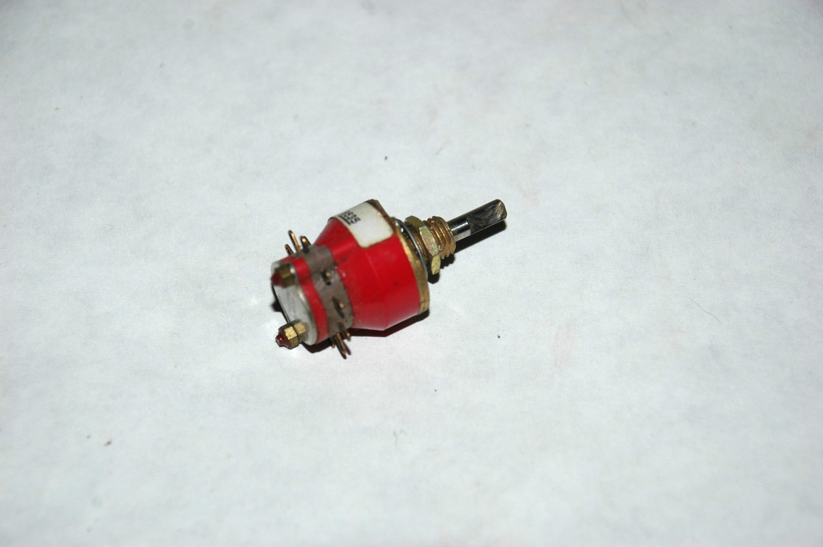 Grayhill 71AD36-01-1-AJN  SP  Cont Rotation  1/8" Shaft  NOS  (RB2.1L)
