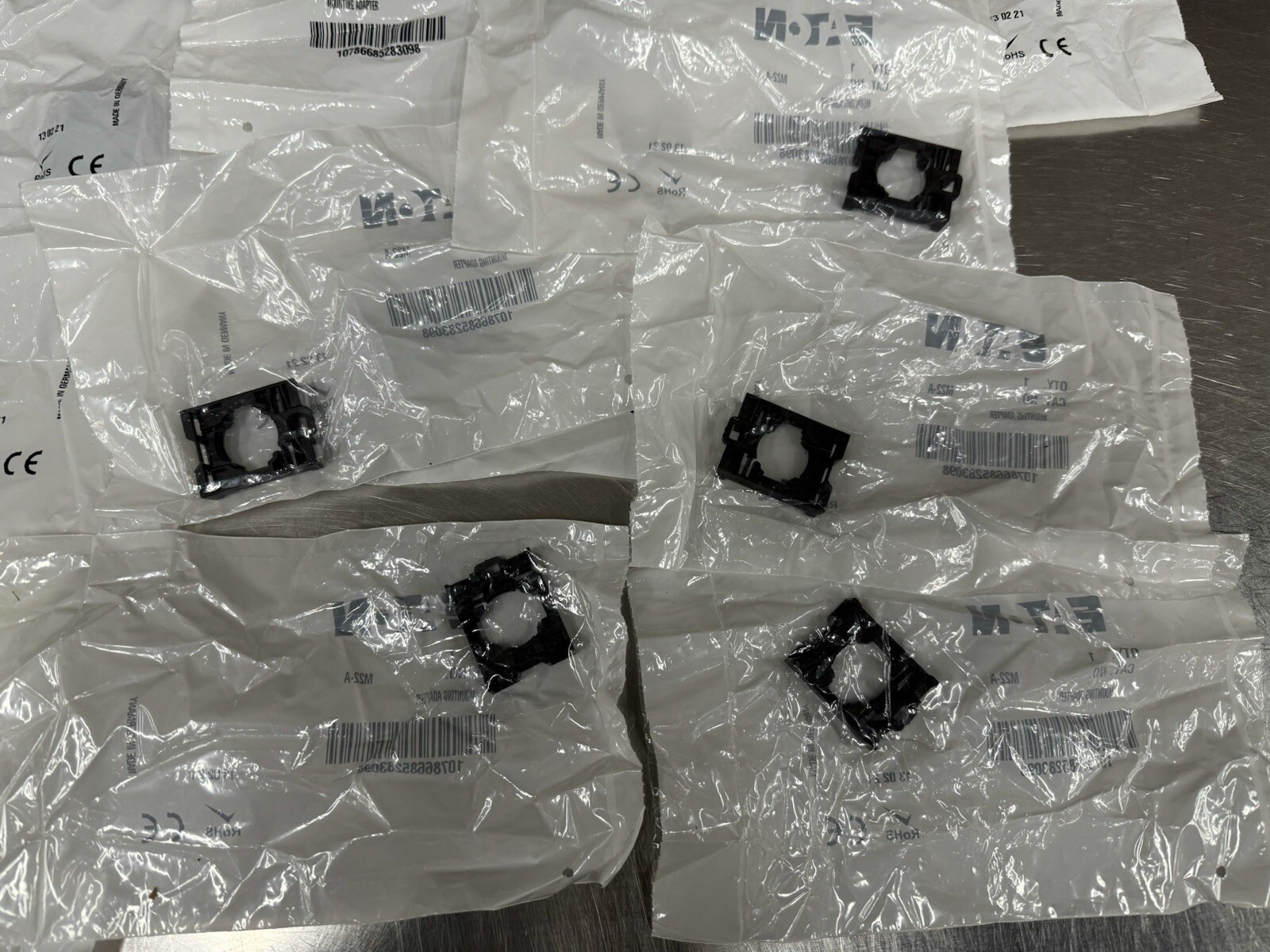 Lot of 15 Eaton M22-A Mounting Adapter - New
