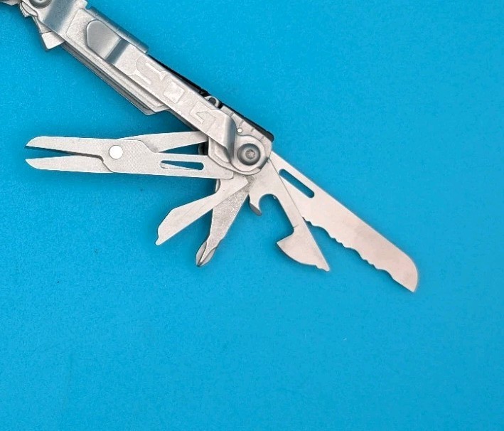 SOG PowerPint Tool Compact Lightweight Silver Multi-Tool!