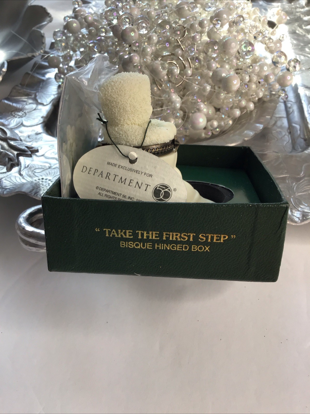 Snowbabies. Take The First Step. Hinged Trinket Box