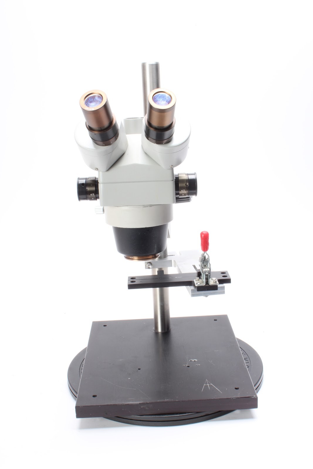 Luxo Binocular Microscope With Stand and 2x WF10X Eye Pieces