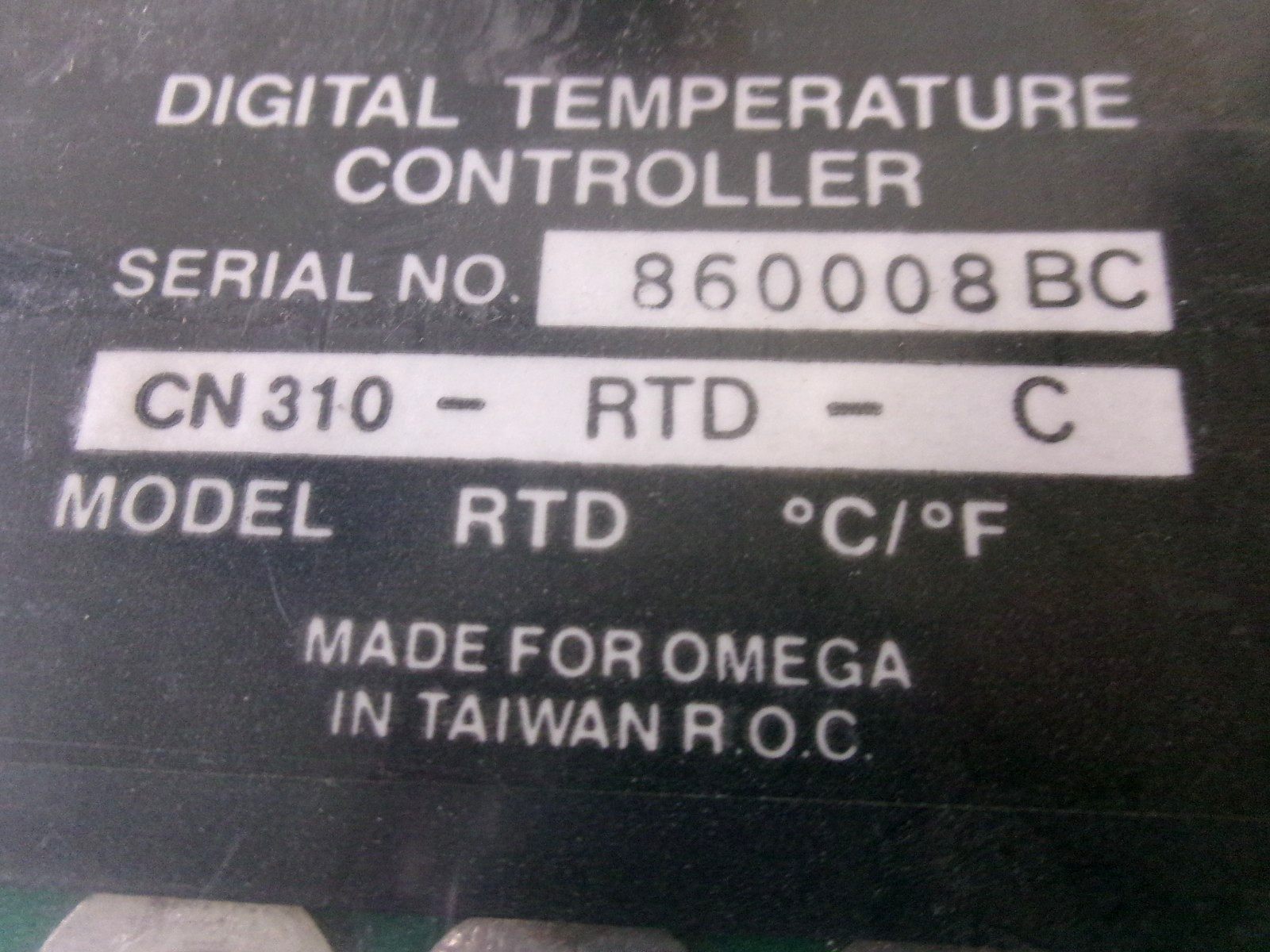 New Omega CN310-RTD-C Digital Temperature Controller AK