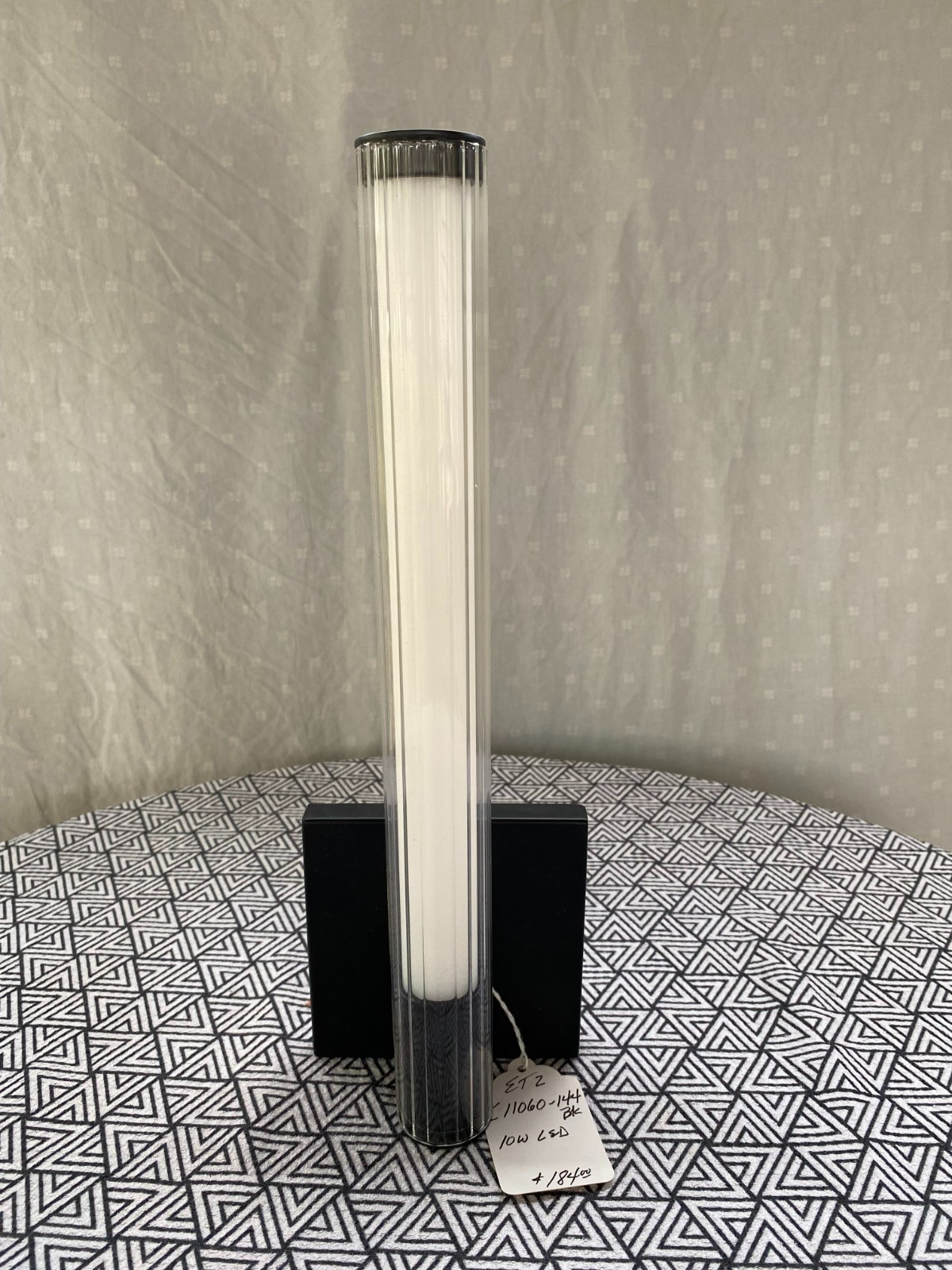 ET2 Wall Sconce 14. 5 inch. LED 3000 Hours. Steel, Aluminum, Glass