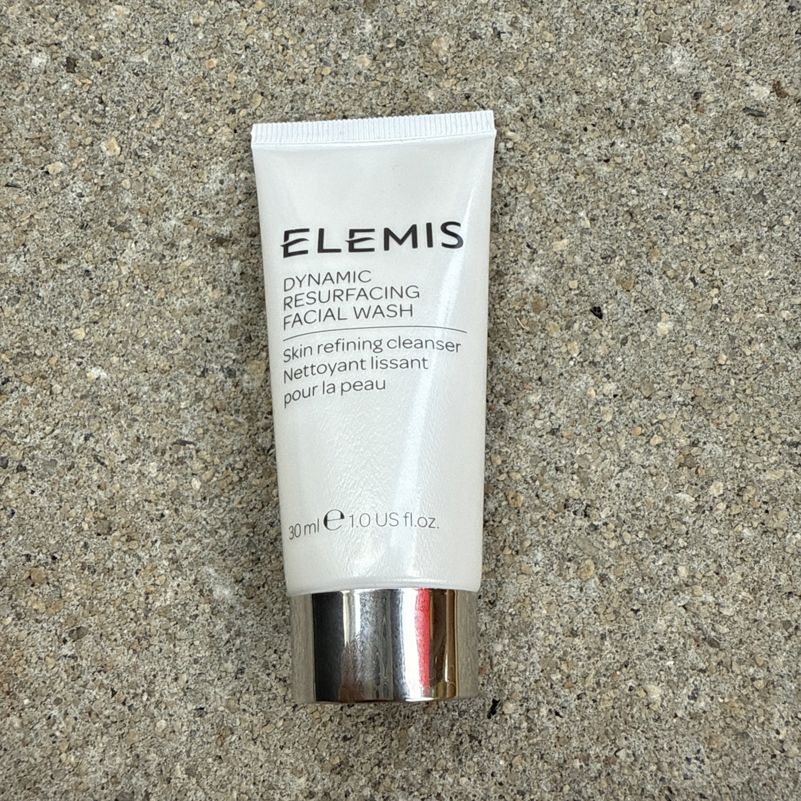 Elemis Dynamic Resurfacing Facial Wash 1 fl. oz.     NEW & SEALED
