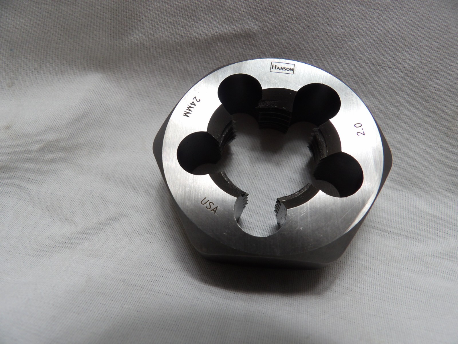 Hanson 24mm - 2.0 Hand Threading Die - USA