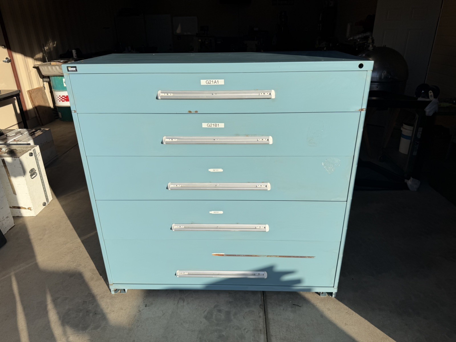 Stanley Vidmar 5-Drawer Tool Cabinet Parts Storage 60" Wx 27-3/4"D x 59"H