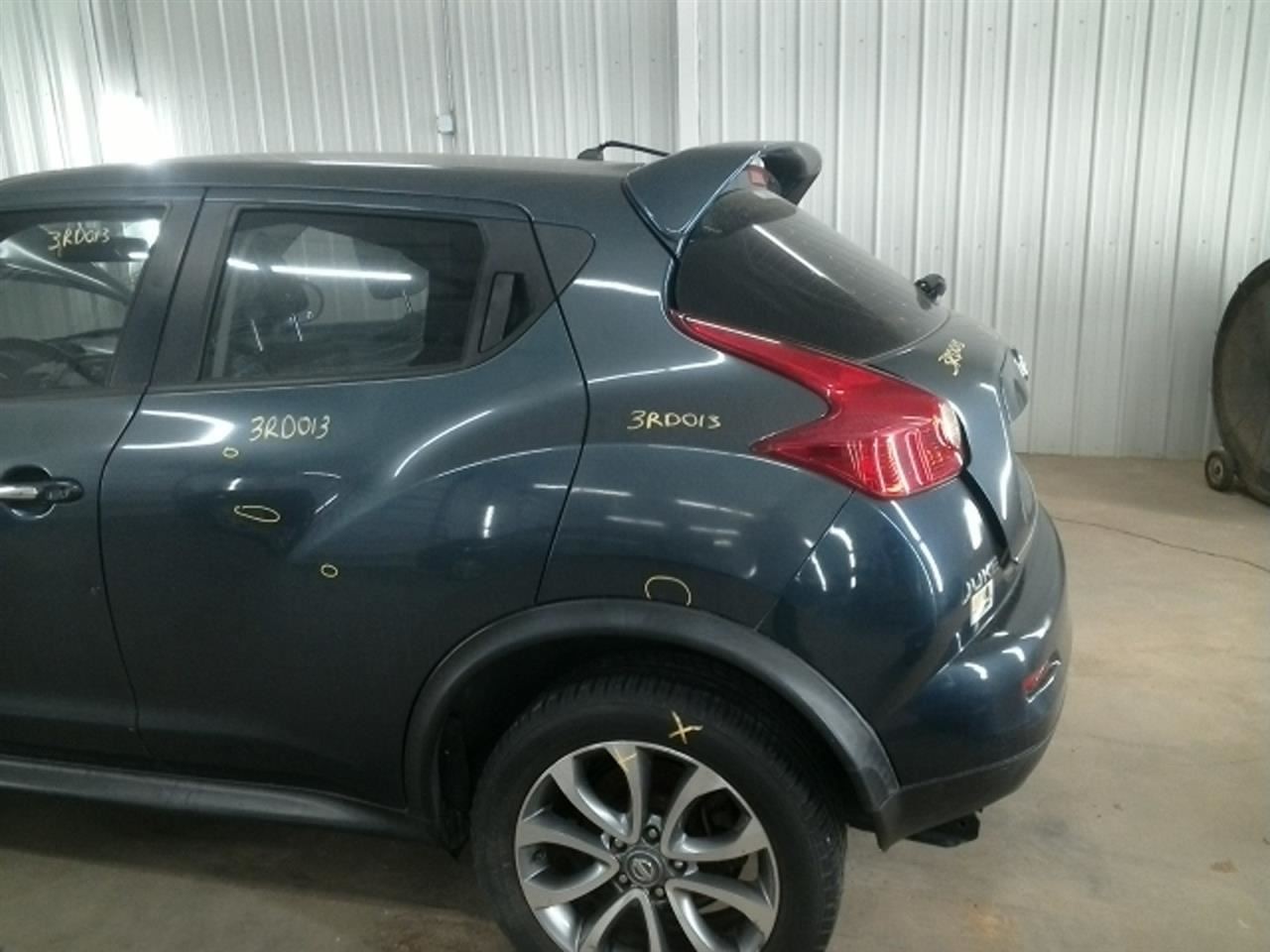 Passenger Right Front Spindle/Knuckle Fits 11-25 LEAF 104828424