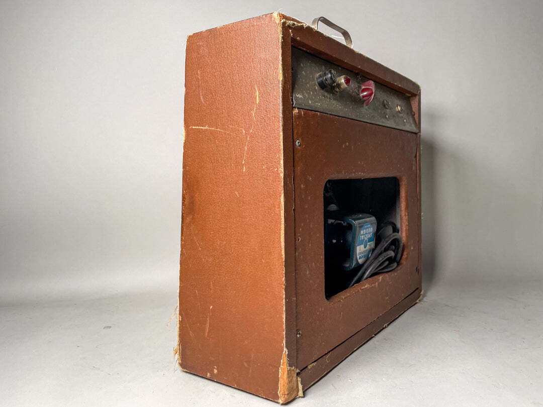 Vintage 1960s Rickenbacker M-8 E Guitar Combo Amp