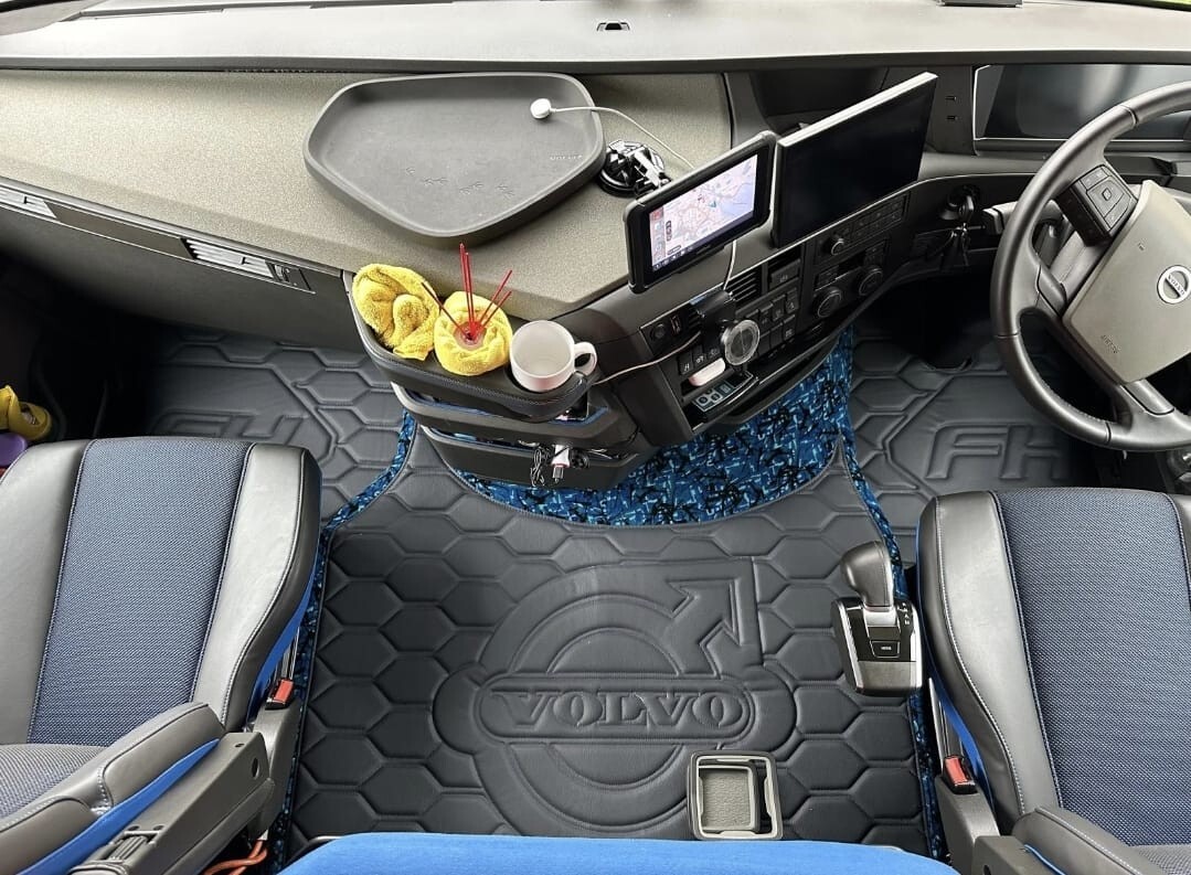 VOLVO FH4 FH5 AERO PRESTIGE DANISH PLUSH FLOOR MATS LHD RHD AIRE SWIVEL SEAT