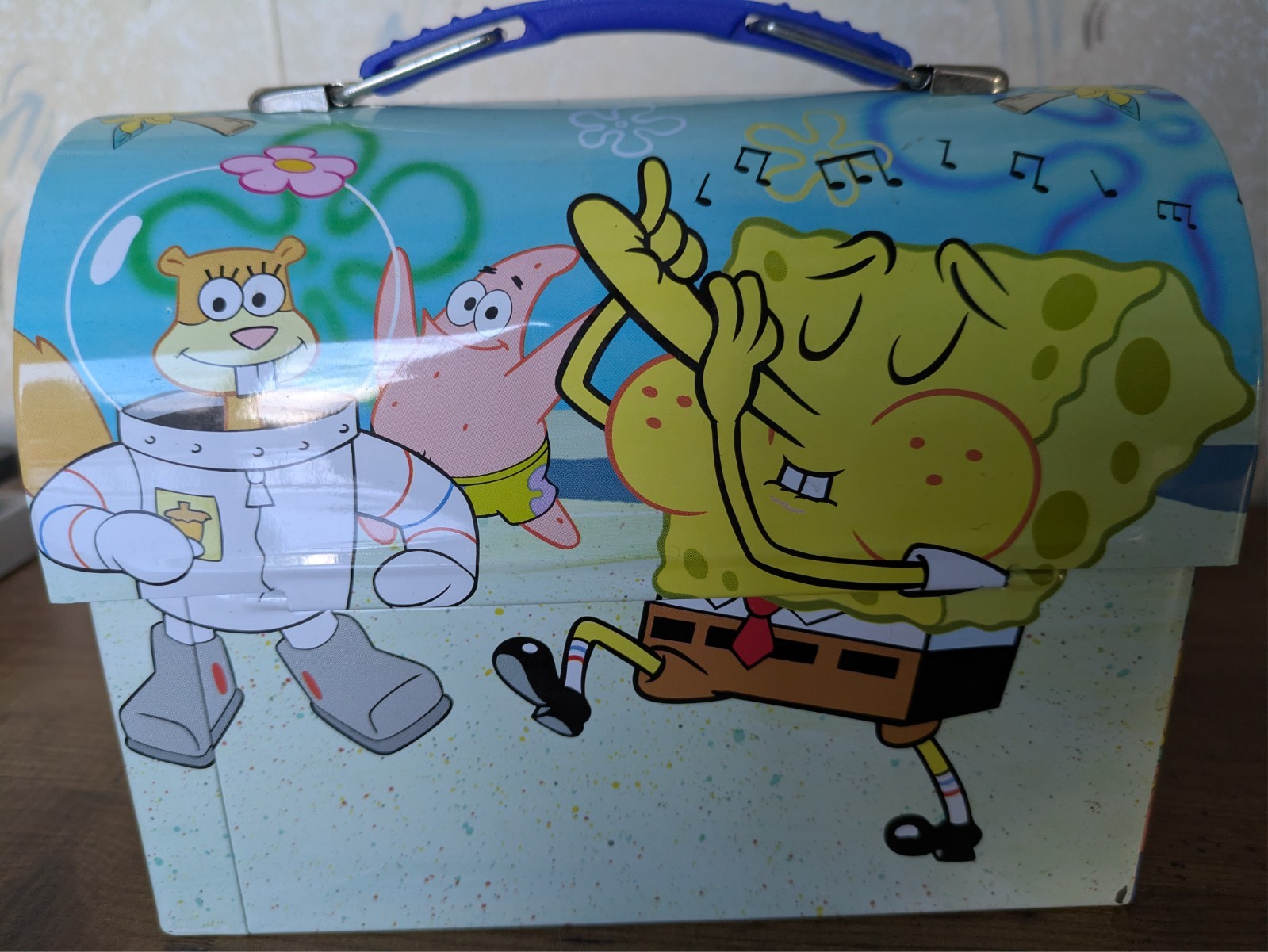 SPONGEBOB & Friends Small Tin Domed Lunch Box 2002