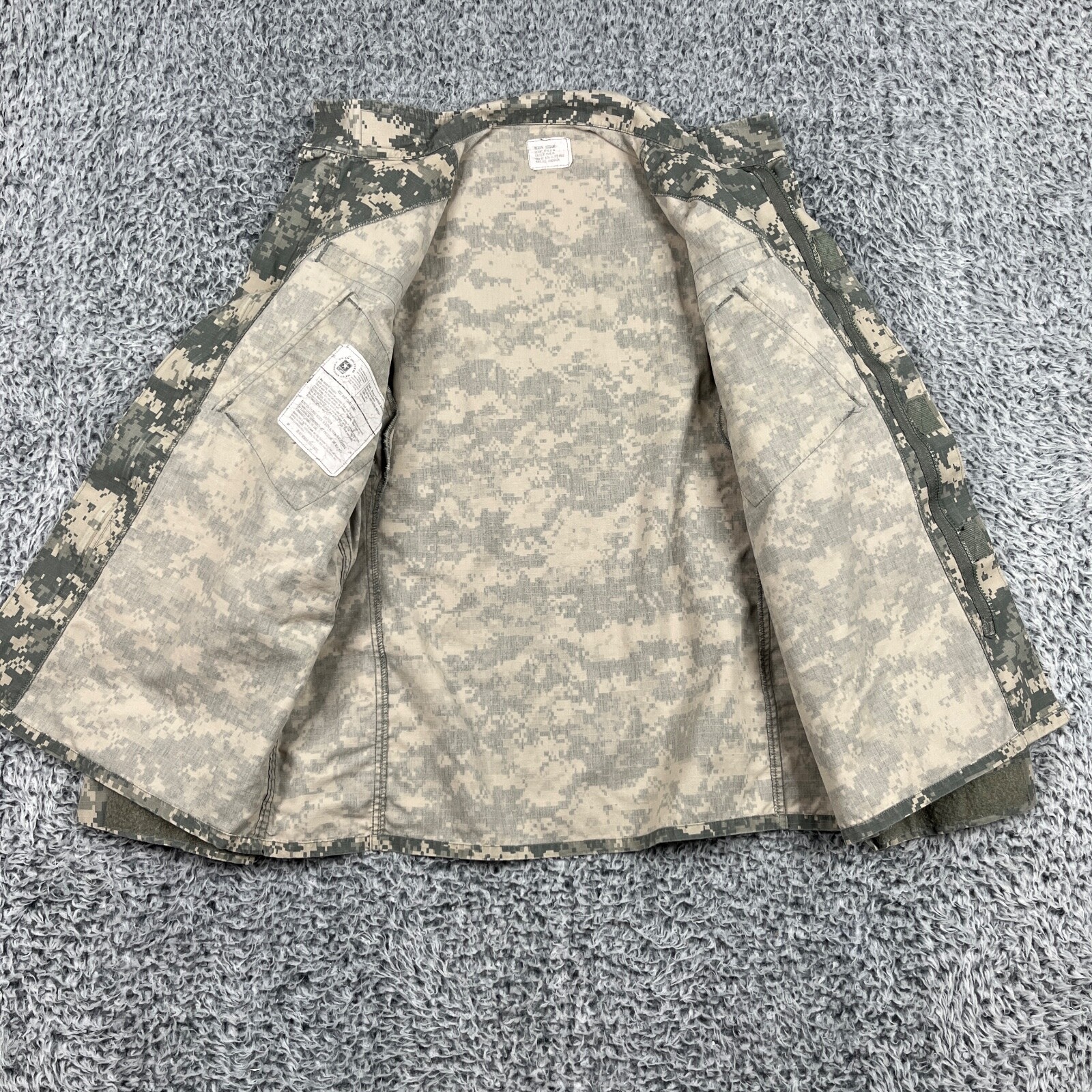 US Army Combat Uniform Coat Mens Medium Digital Camouflage Ripstop Cargo Jacket