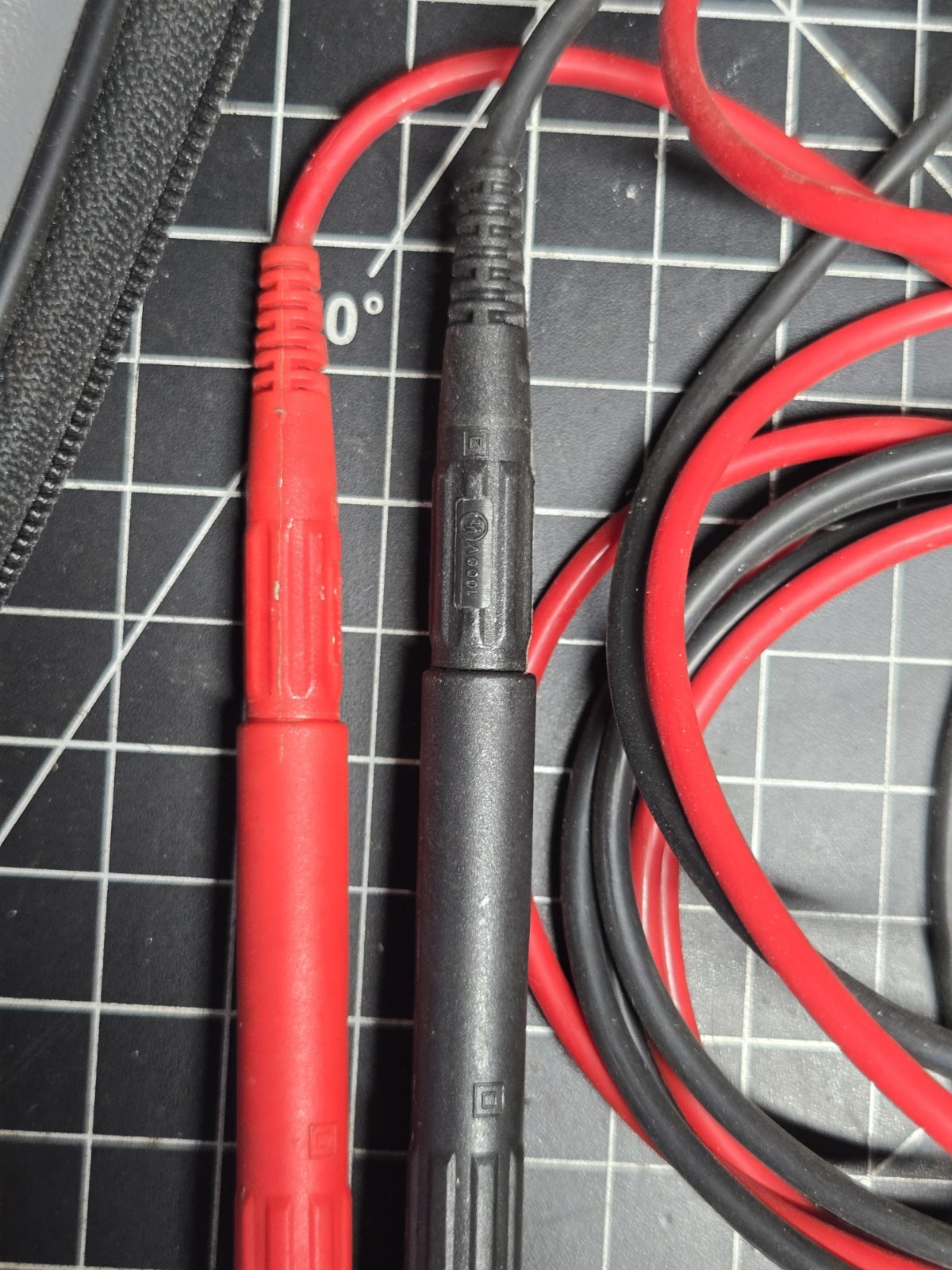 Fluke Piece Test Probe Set Tip 1000v replacement pouch volt meter electrical
