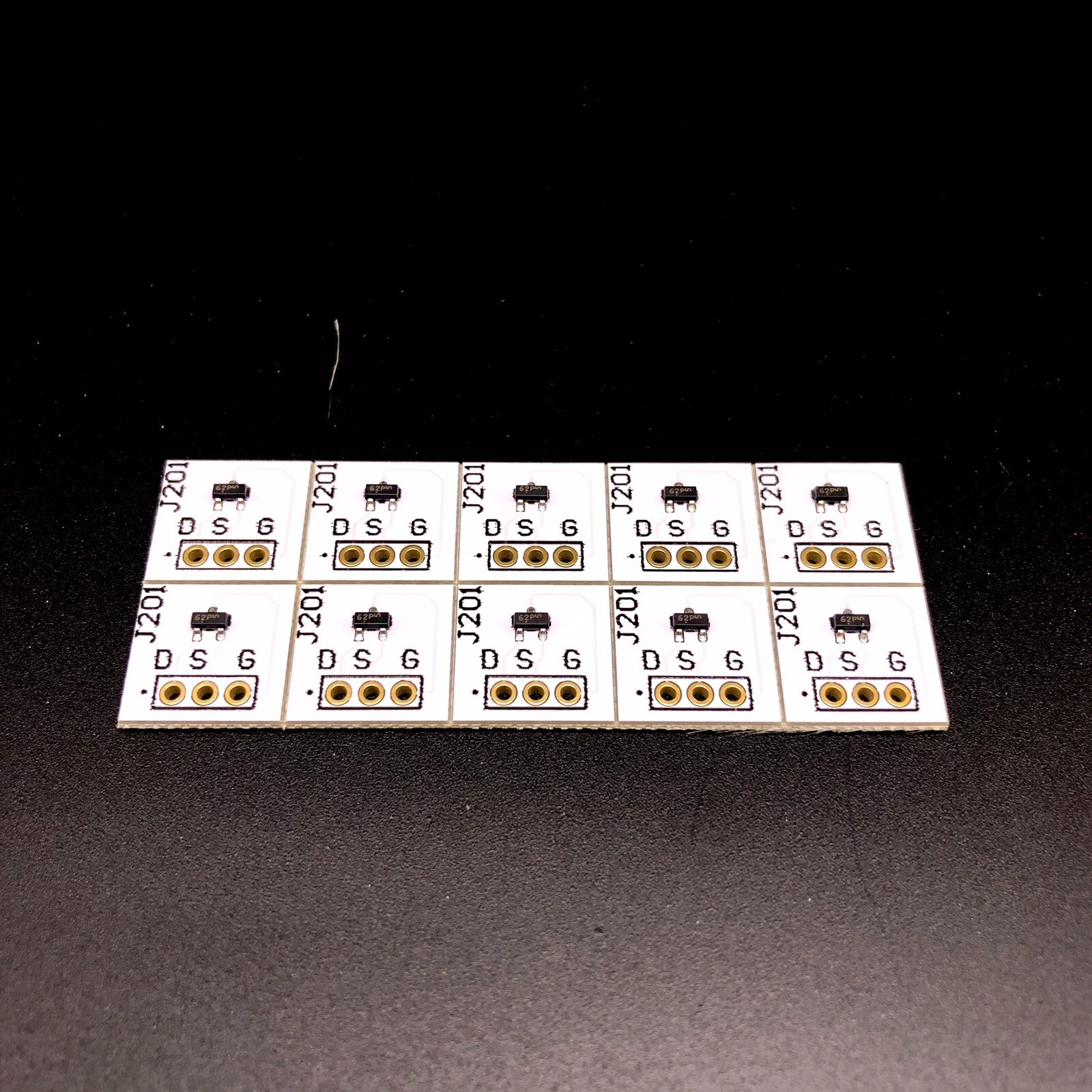 Authentic 10 Pcs pre-soldered J201 JFET FairChild/OnSemi SMD Thru Hole Adapter