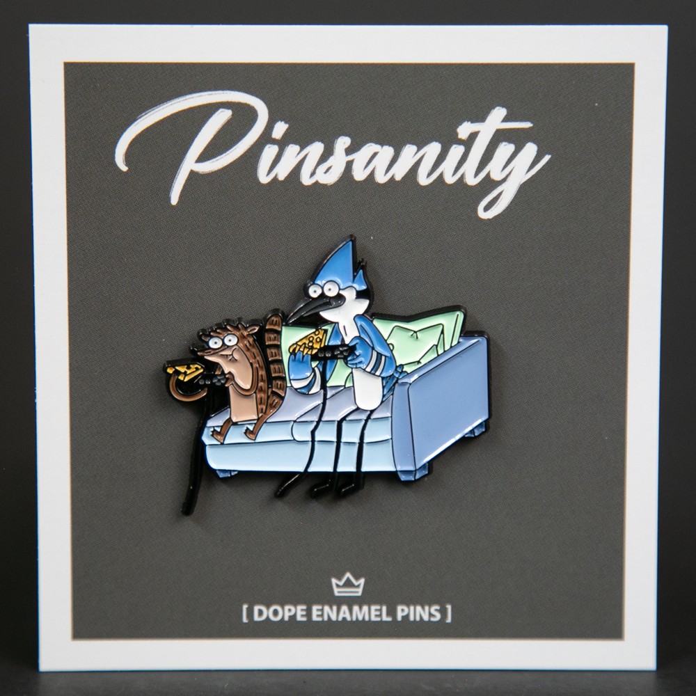 Mordecai and rigby couch enamel pin - fast shipping from usa - brooch - regular