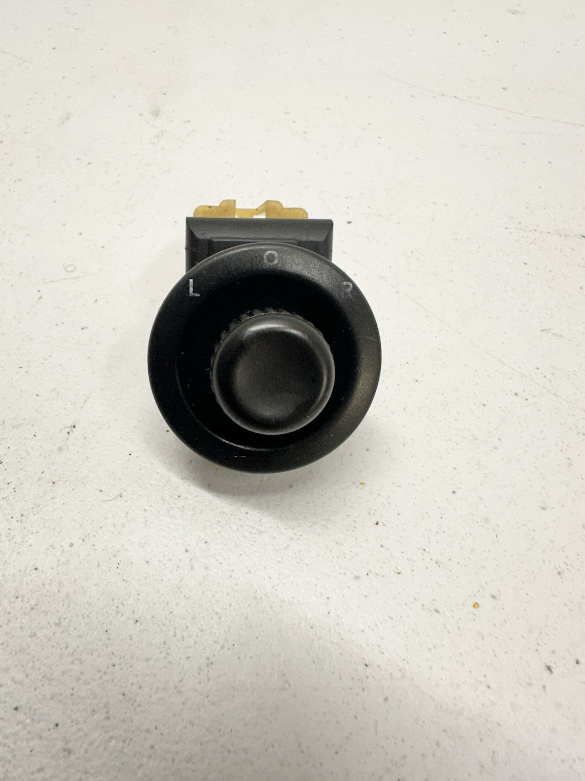 2008-2010 Chrysler Sebring Avenger  Side Mirror Power Control Switch OEM T5