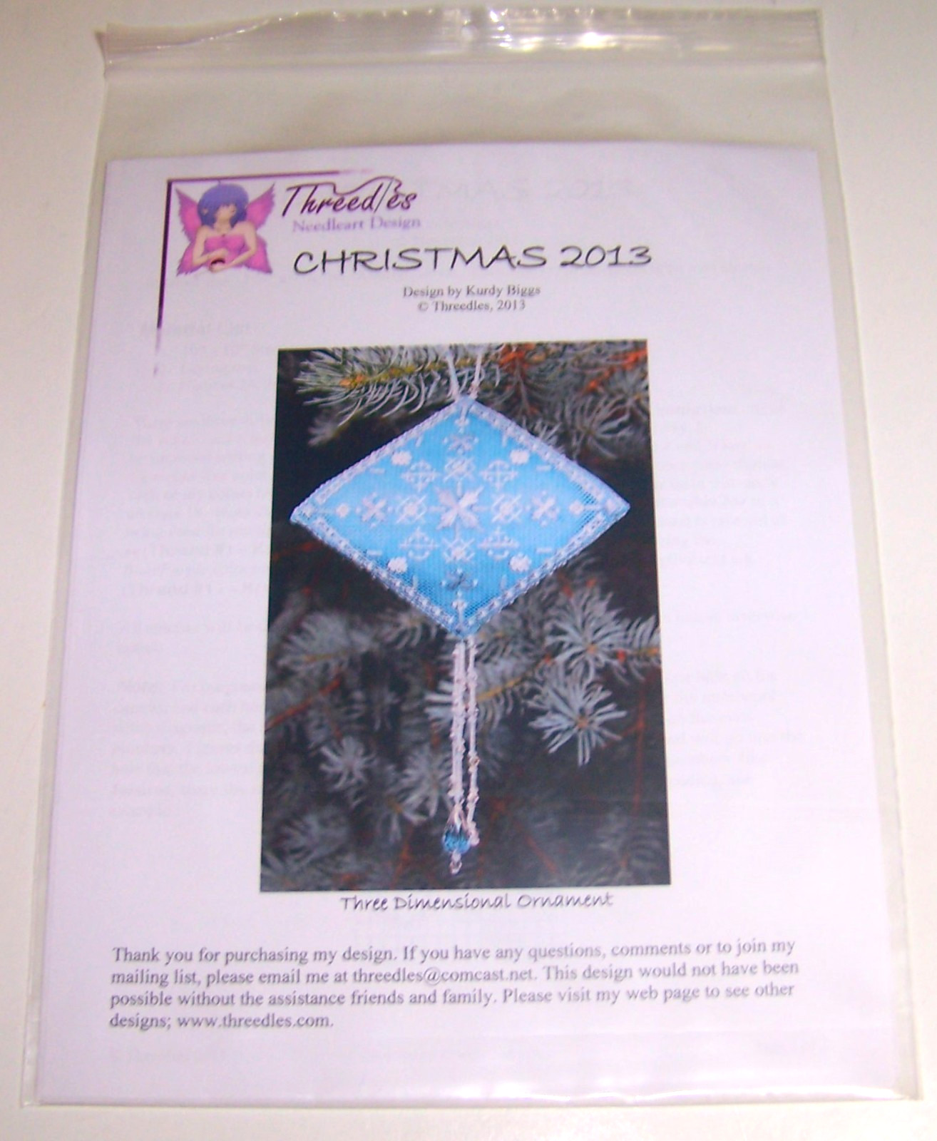 Threedles Needleart THREE DIMENSIONAL ORNAMENT Christmas 2013 Needlepoint Chart