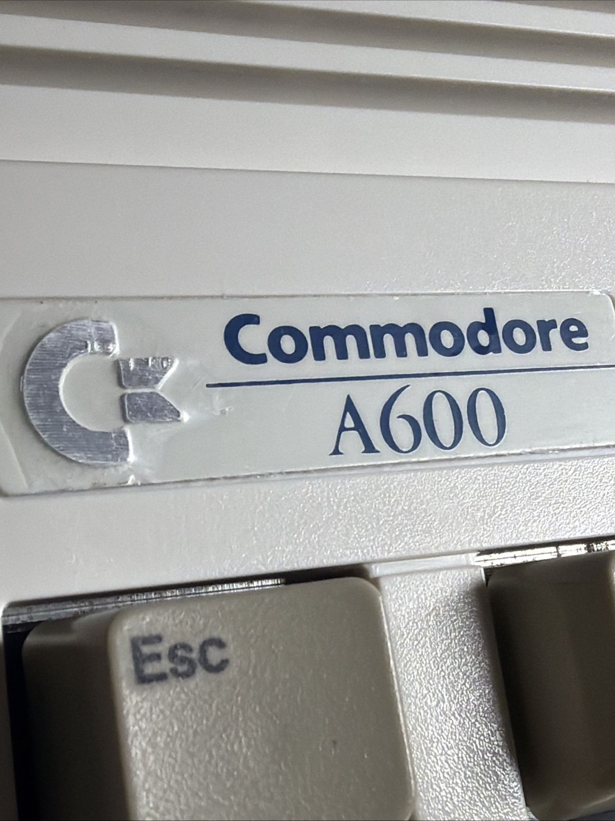 Commodore Amiga 600 , In Original Box, Super!!, 110v Power Supply.