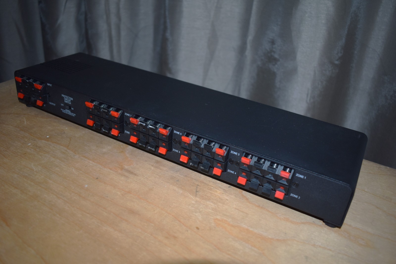 Phoenix Gold ISM8 8-Source Audio Speaker Selector Switch – Tested & Working