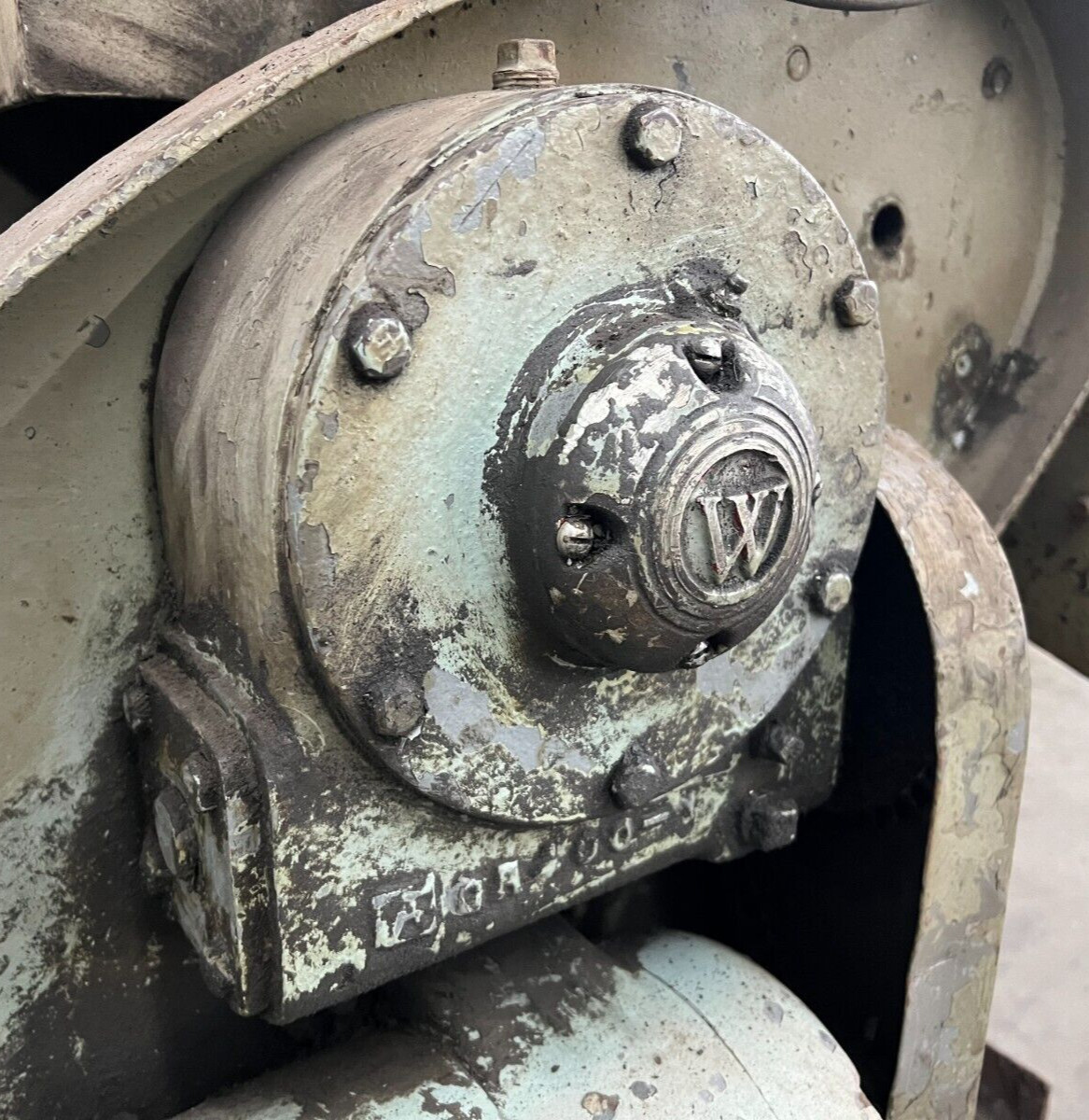 WEBB MODEL P-25 2500LB CAPACITY WELDING POSITIONER